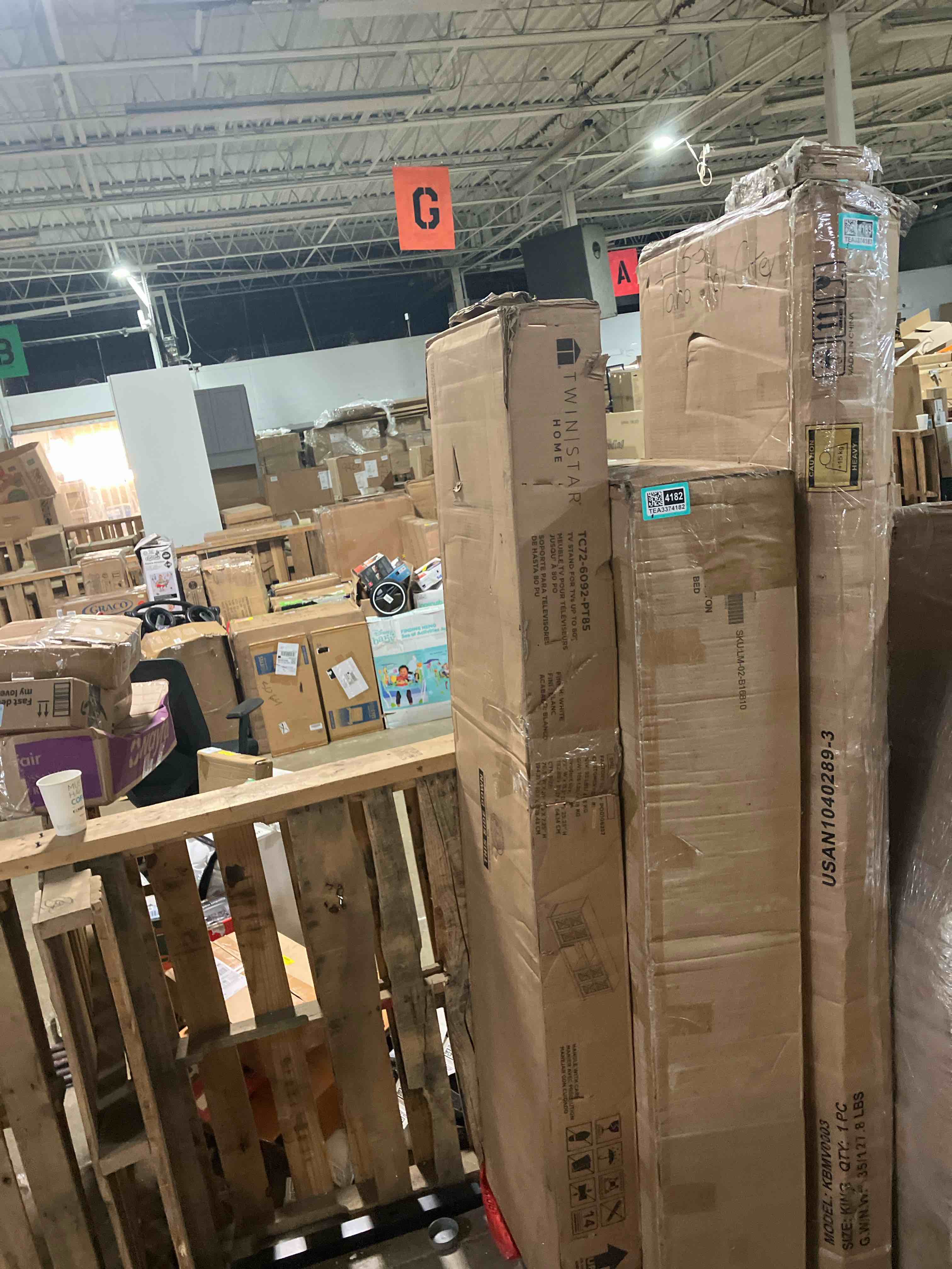 https://s3.amazonaws.com/lotting-images-prod/phillipi/TEA3374181_1749567670627.jpeg