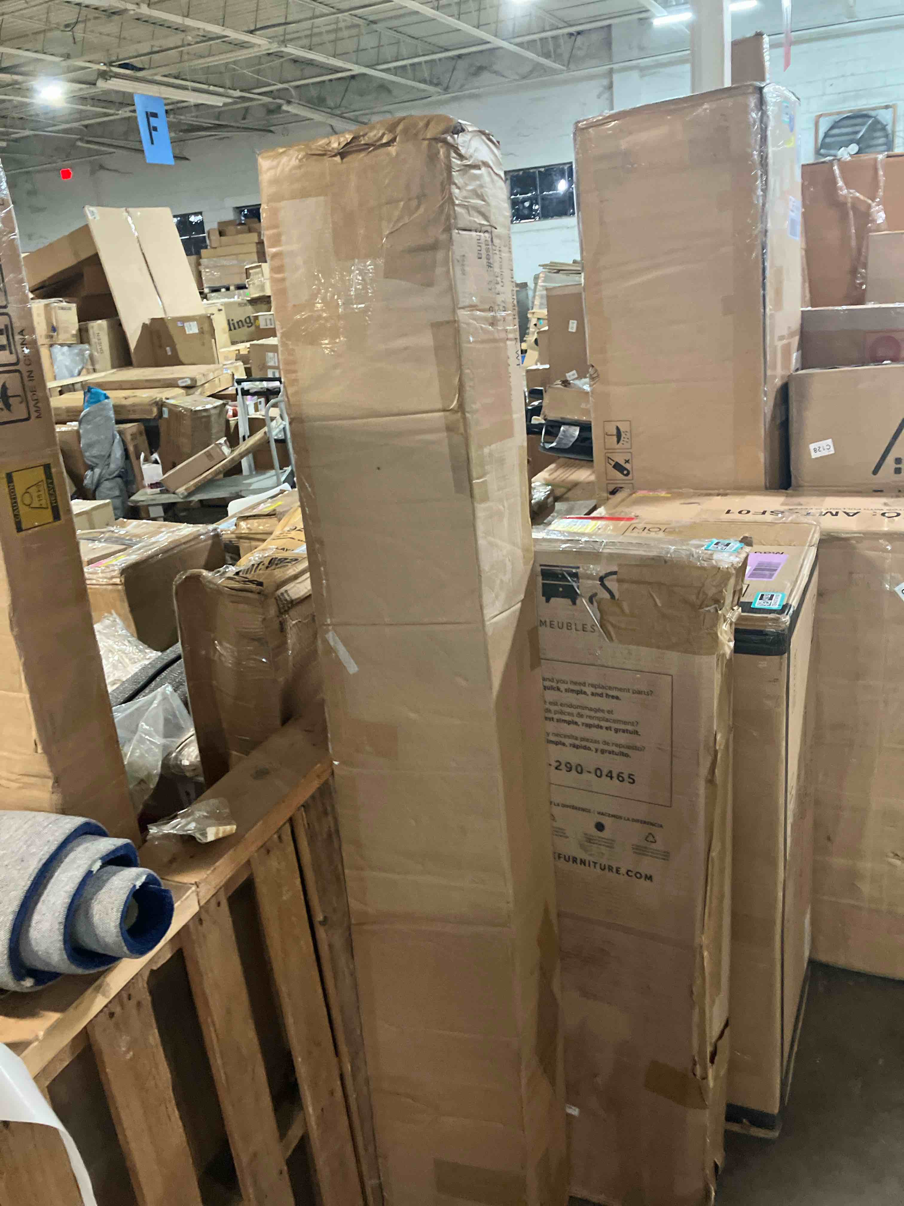 https://s3.amazonaws.com/lotting-images-prod/phillipi/TEA3374189_1749565282154.jpeg