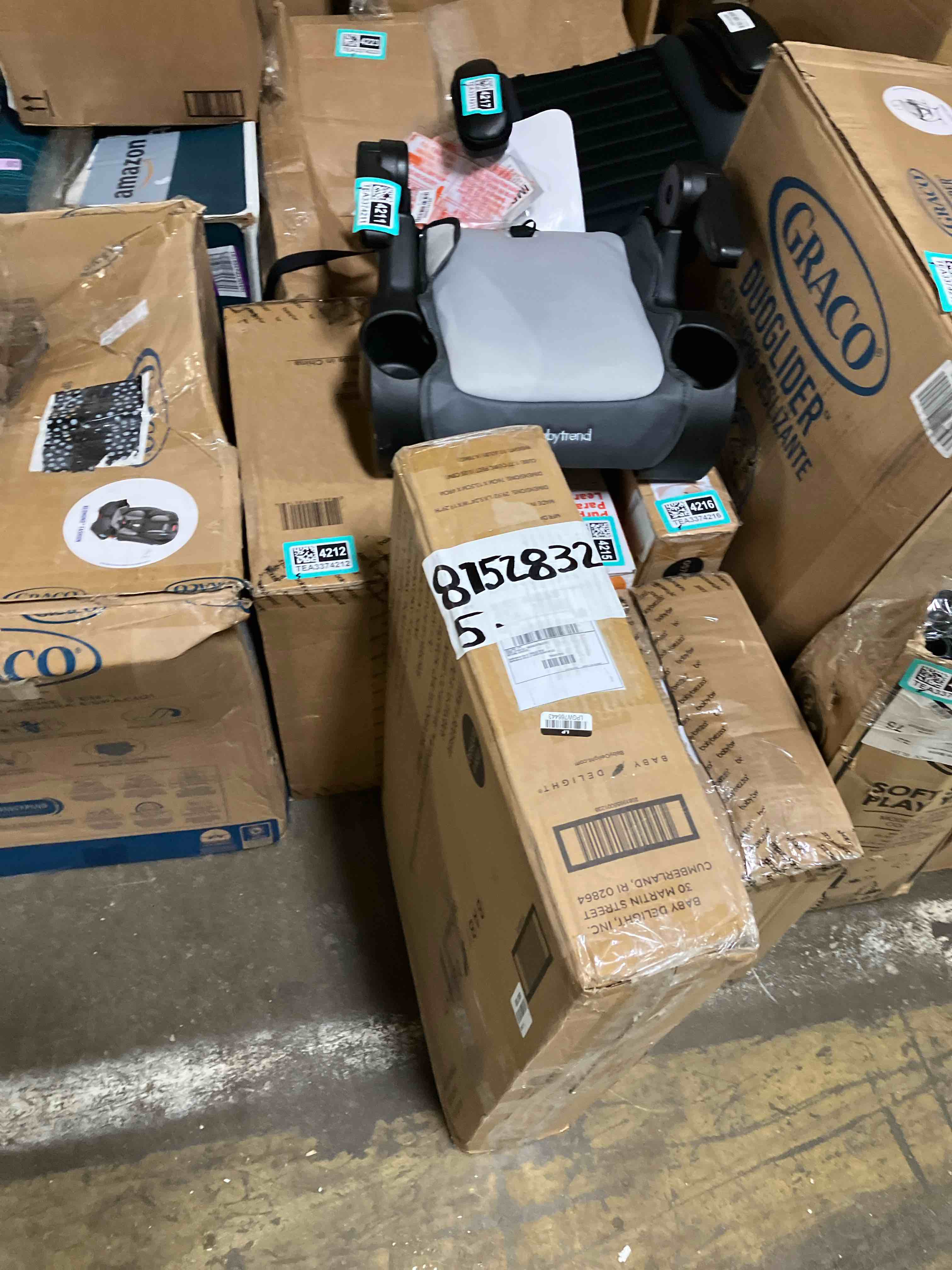 https://s3.amazonaws.com/lotting-images-prod/phillipi/TEA3374205_1749497976183.jpeg