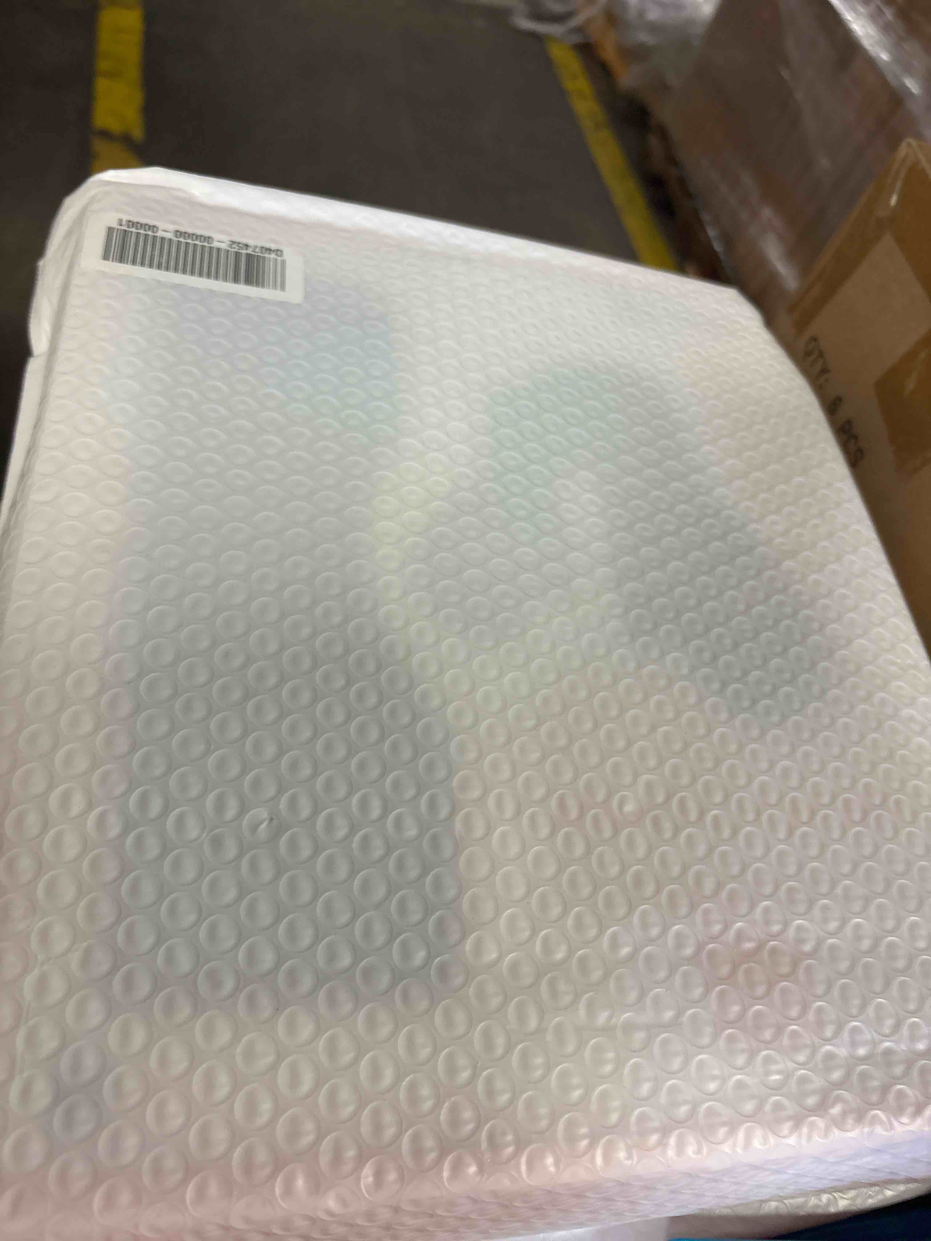 https://s3.amazonaws.com/lotting-images-prod/phillipi/TEA3374524_1749664051225.jpeg