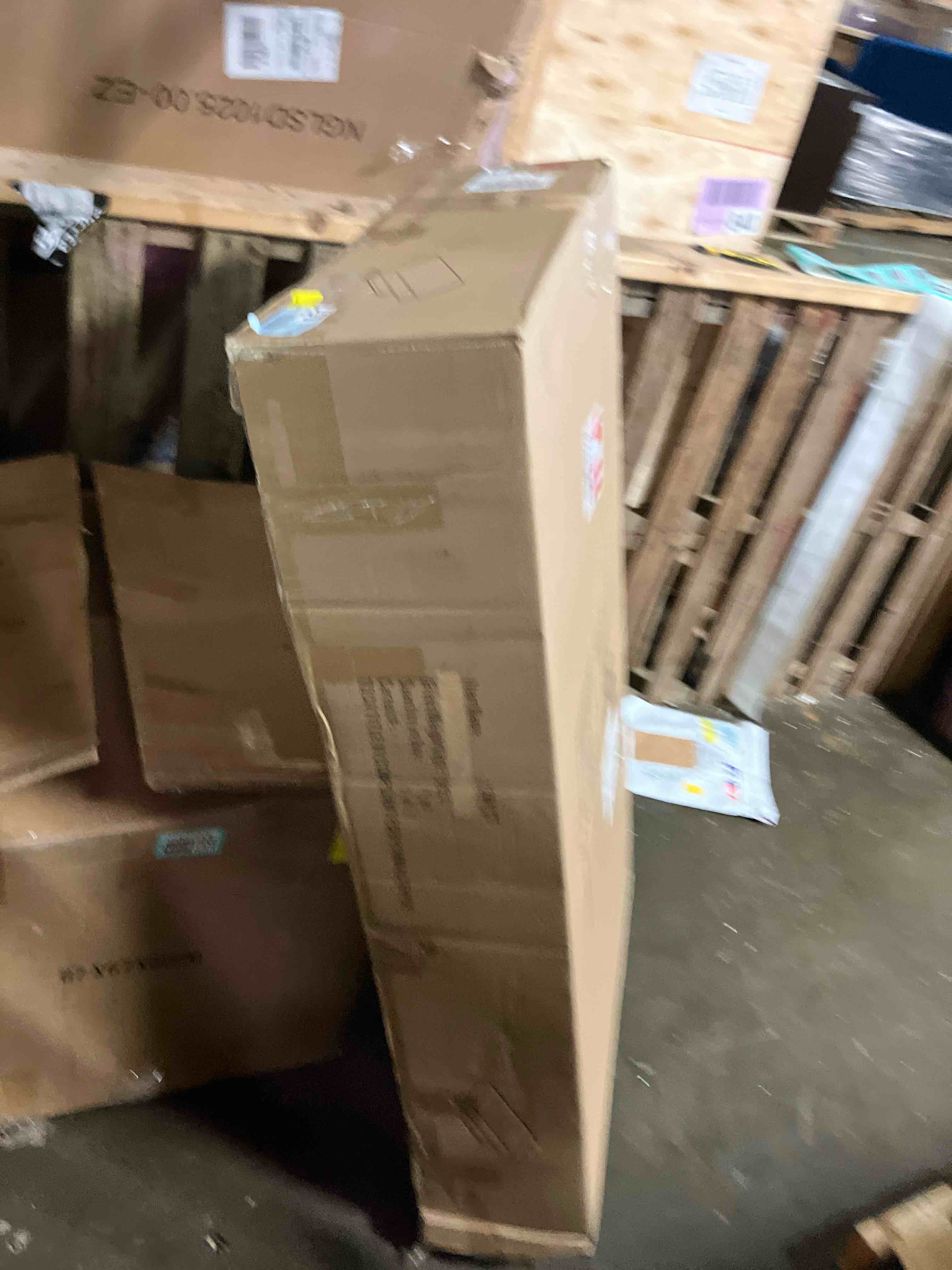 https://s3.amazonaws.com/lotting-images-prod/phillipi/TEA3375086_1750185073151.jpeg