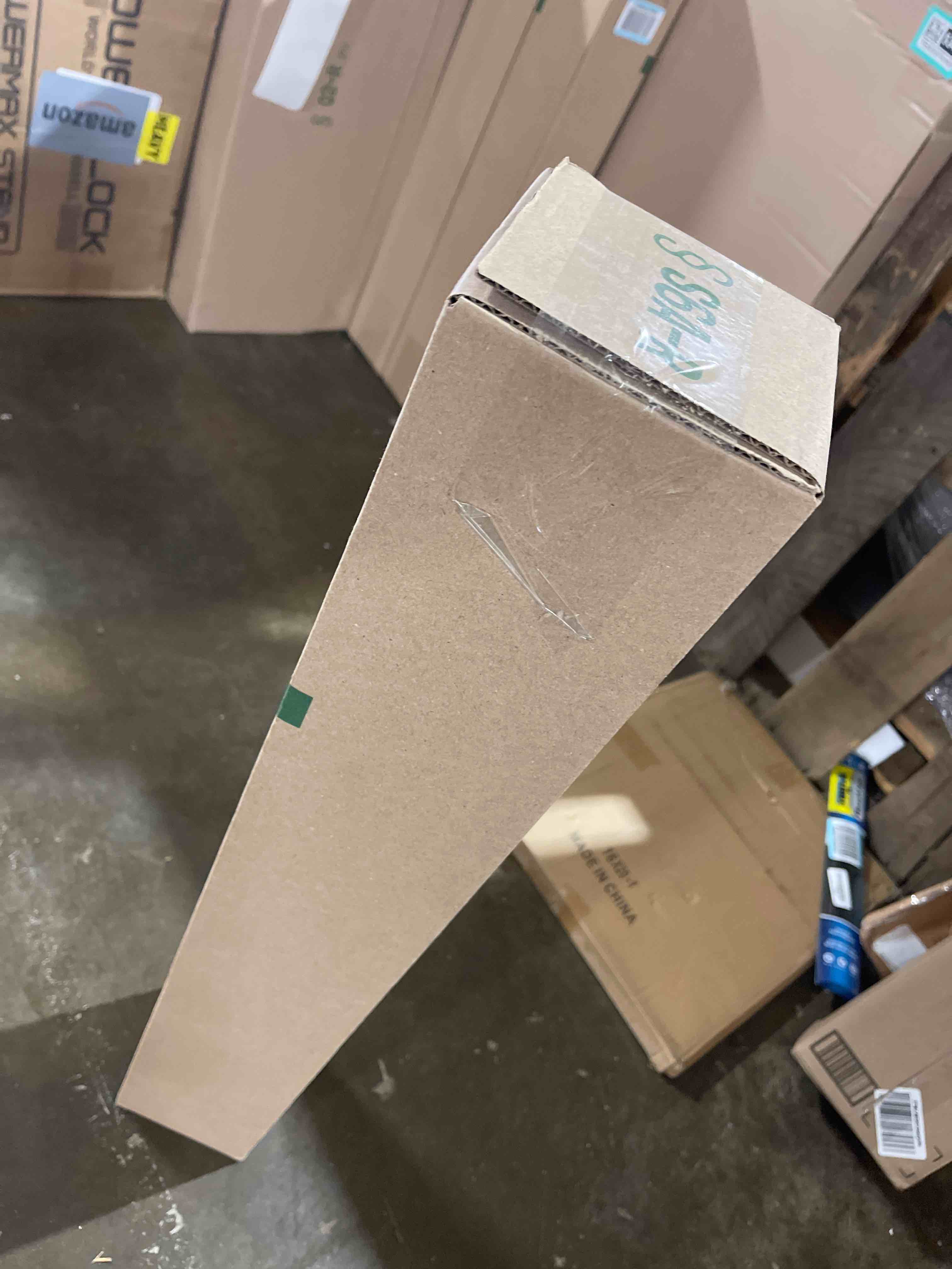 https://s3.amazonaws.com/lotting-images-prod/phillipi/TEA3375339_1750191976680.jpeg