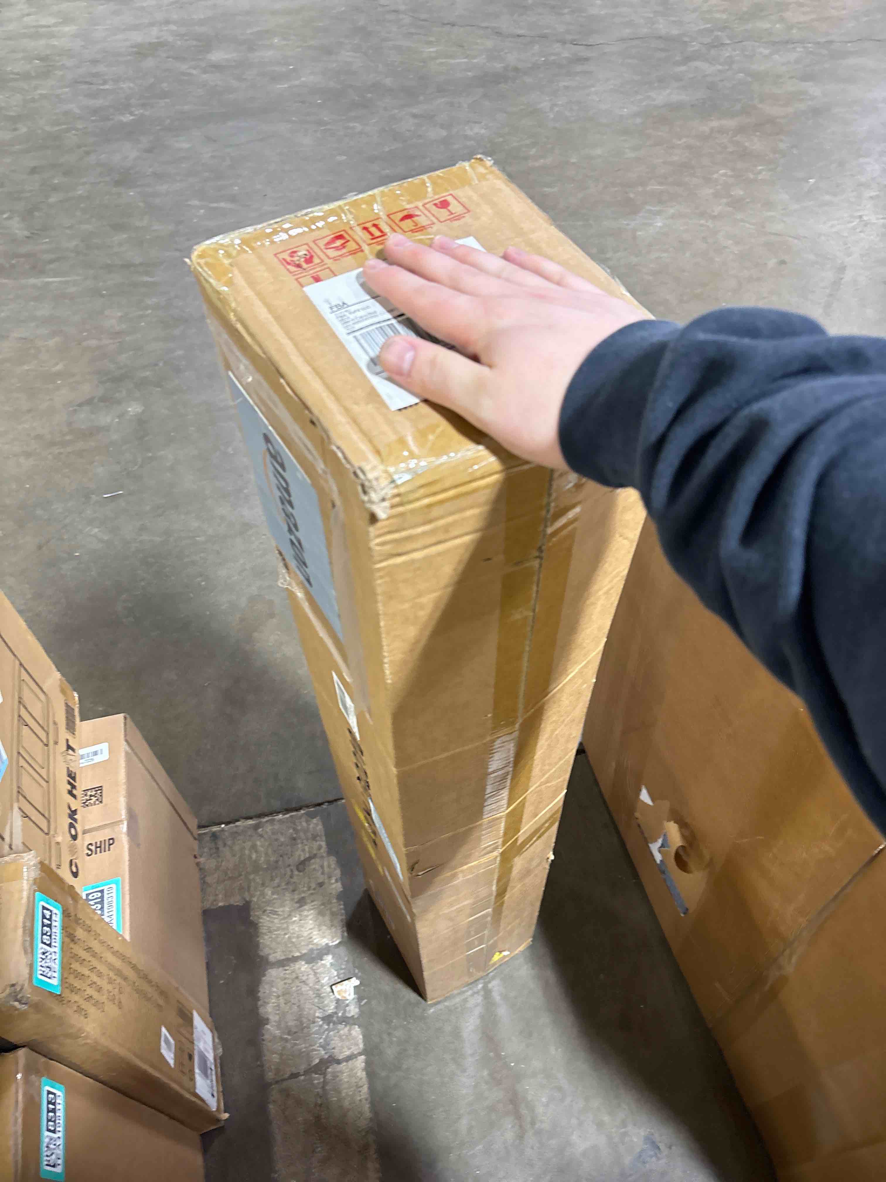 Condition photo showing New/Like New for Juegoal 7 ft Pre-Lit Optical Fiber Christmas Artificial Tree, with LED RGB Color Changing Led Lights, Snowflakes and Top Star, Festive Party Holiday Fake Multicolor Xmas Tree with Sturdy Metal Legs Green 7 FT