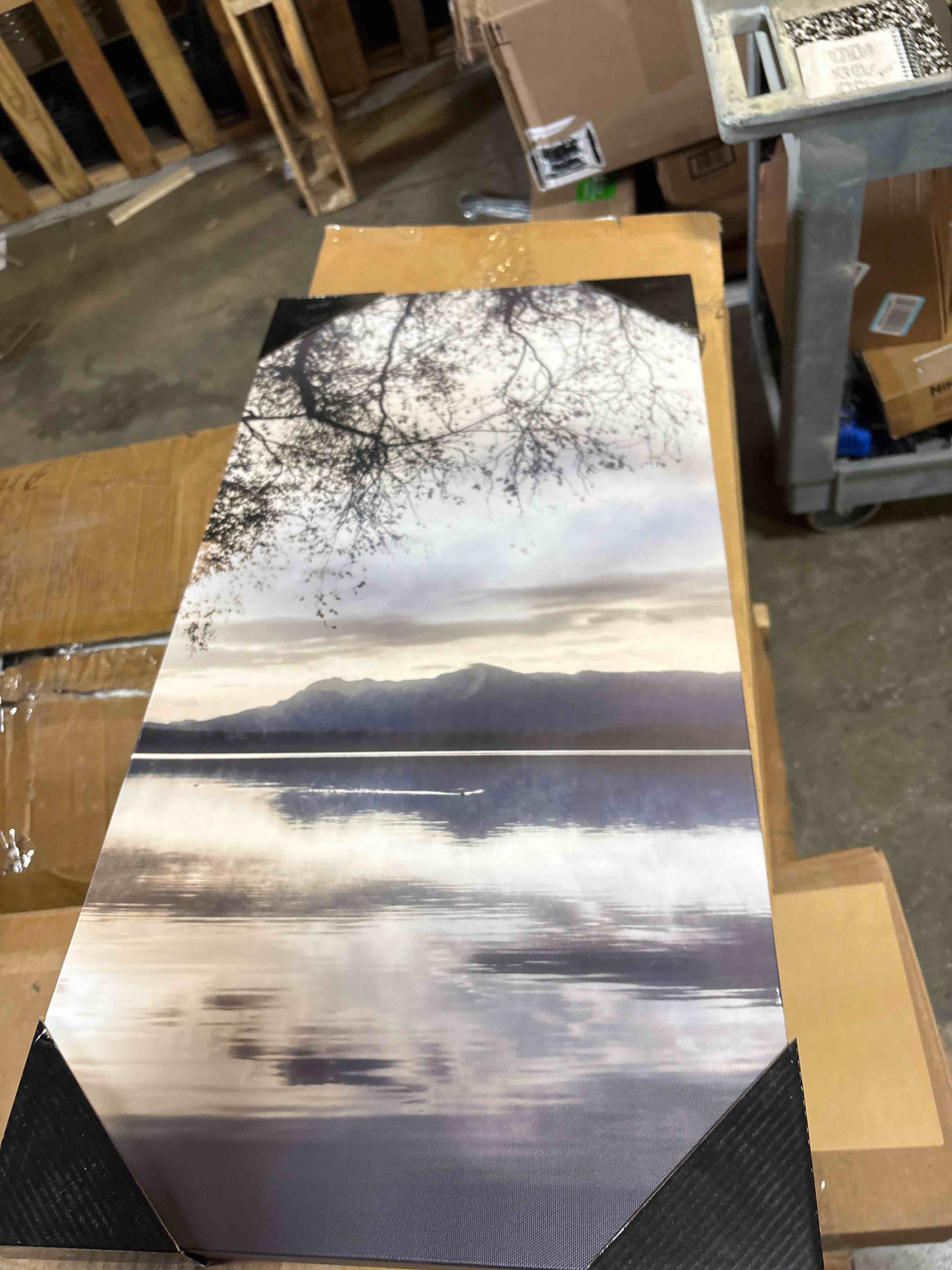 Condition photo showing New/Like New for 3 - Pieces