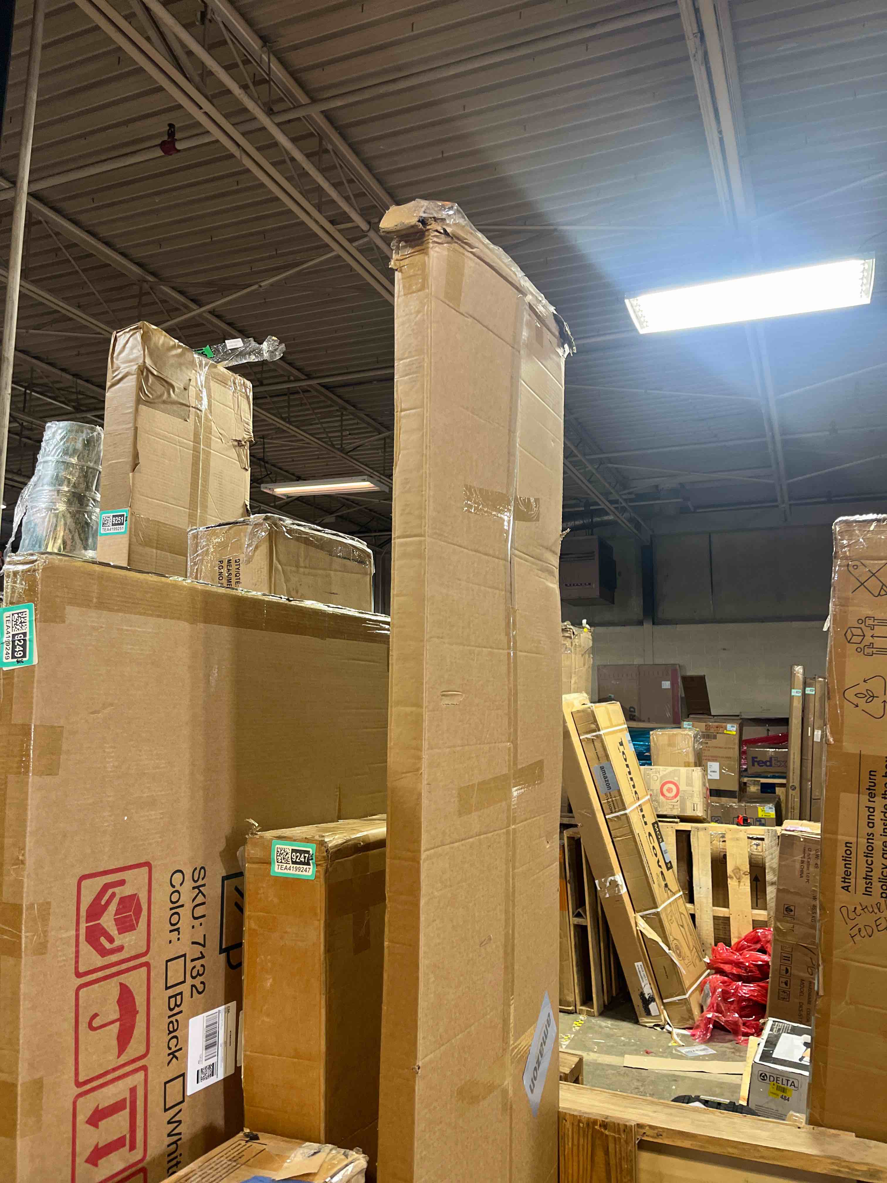 Condition photo showing New/Like New for 9 Step Ladder with Tool Tray,Folding Step Stool with Wide Pedal,Safety Locking,Convenient Tool Platform,Sturdy Steel Ladder Portable Safety Ladder for Painting Home Garden Outdoor Garage 9 step ladder (Tool Tray)