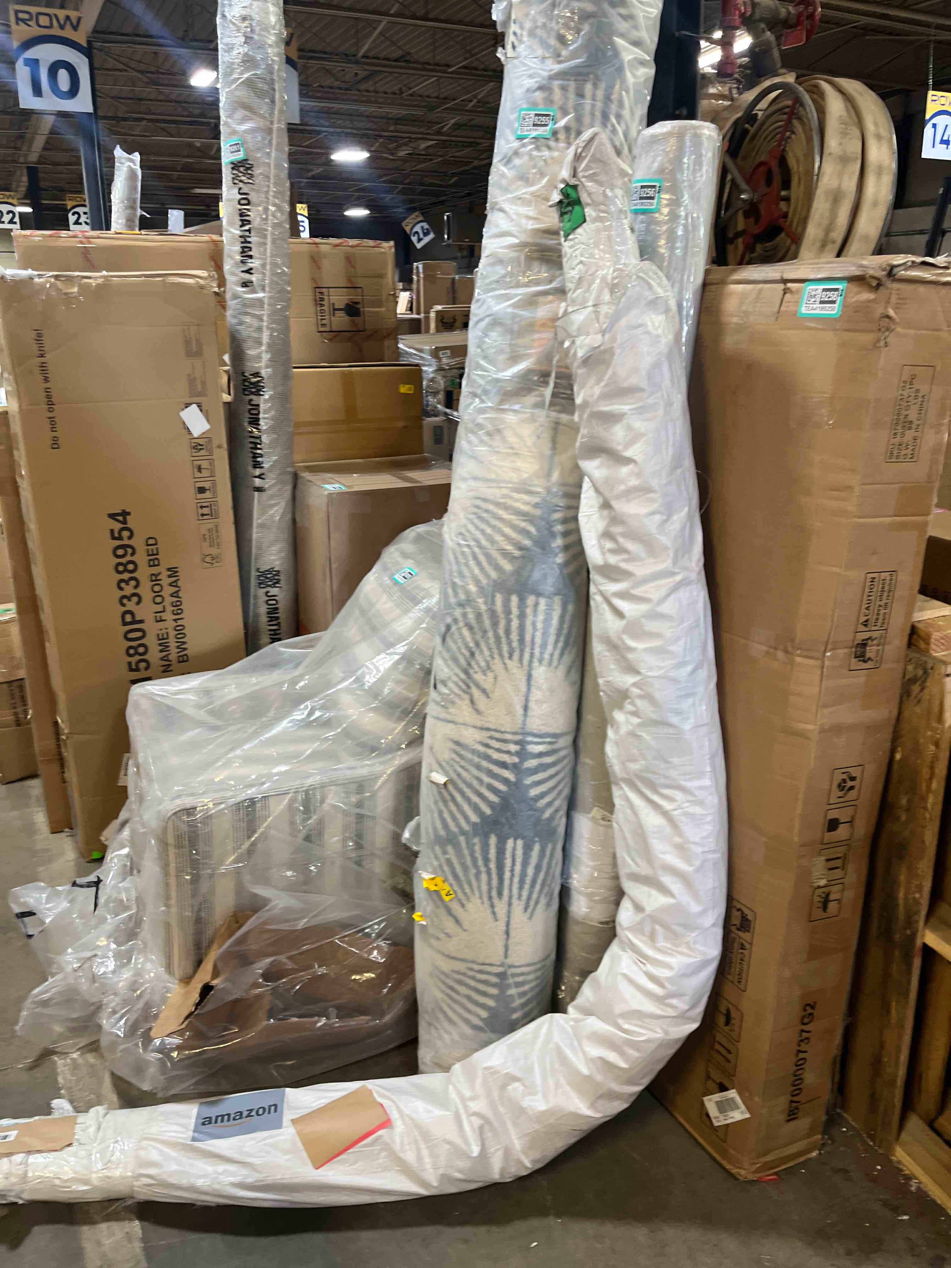 Condition photo showing New/Like New for LUMI Jute Area Rug 10ft Round for Living Room, Natural Braided Woven Rugs Non Slip, Neutral Farmhouse Carpets No Shedding, Durable for High Traffic, Dining Room, Indoor, Outdoor, Patio