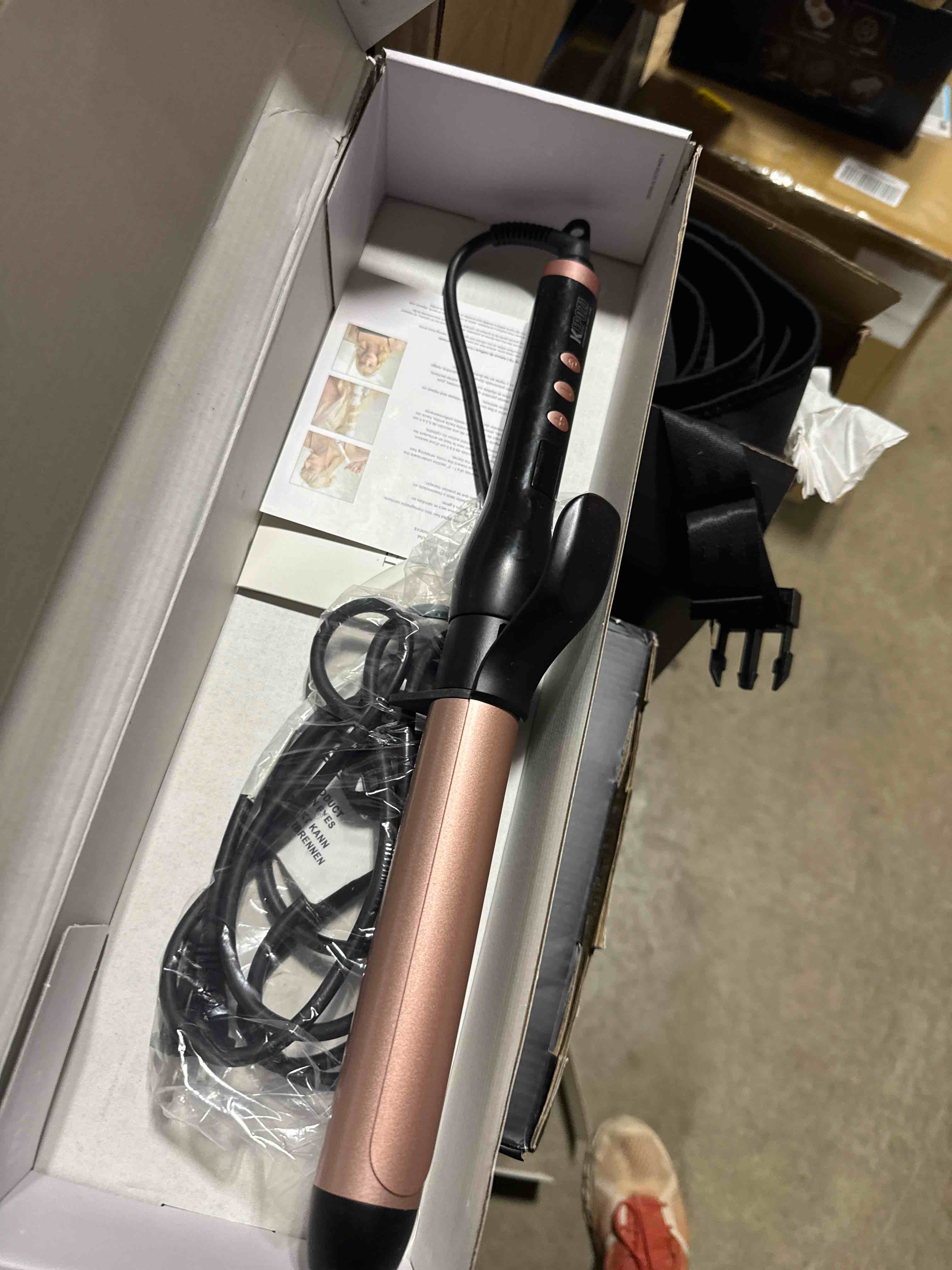 Condition photo showing Good Condition for KIPOZI 1 1/4 Inch Curling Iron Hair Curler with Ceramic Coating Barrel and Anti-scalding Insulated Tip,180°F to 450°F for All Types of Hair, Dual Voltage, Include Heat Resistant Glove