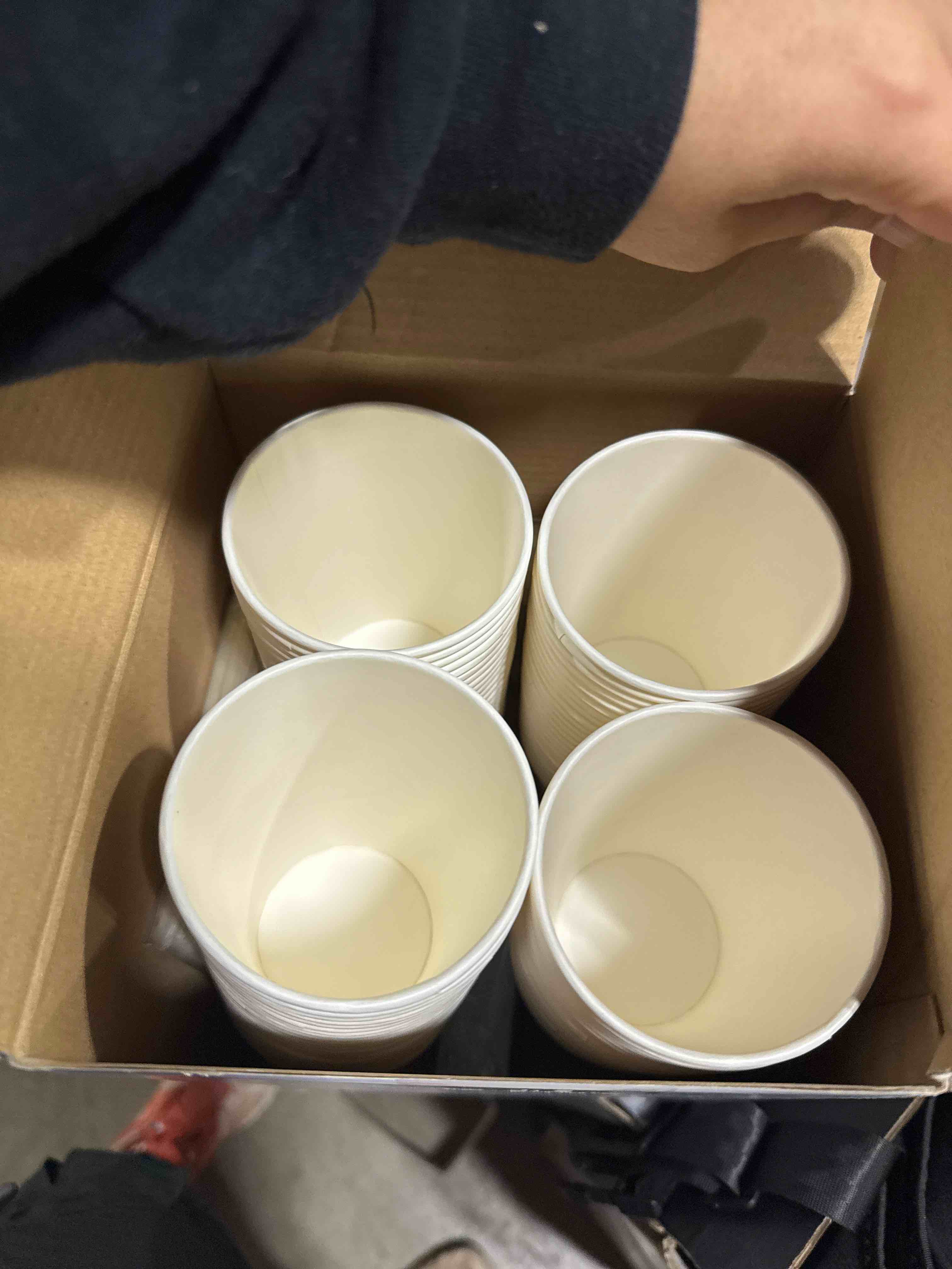 Condition photo showing New/Like New for 100 Sets Christmas Snowman Soup Kits for Classroom Coworker Gift 12 Oz Winter Snowman Paper Cups for Hot Cocoa Chocolate Marshmallow Soup Tags Clear Xmas Bags (Classic) 100 Classic