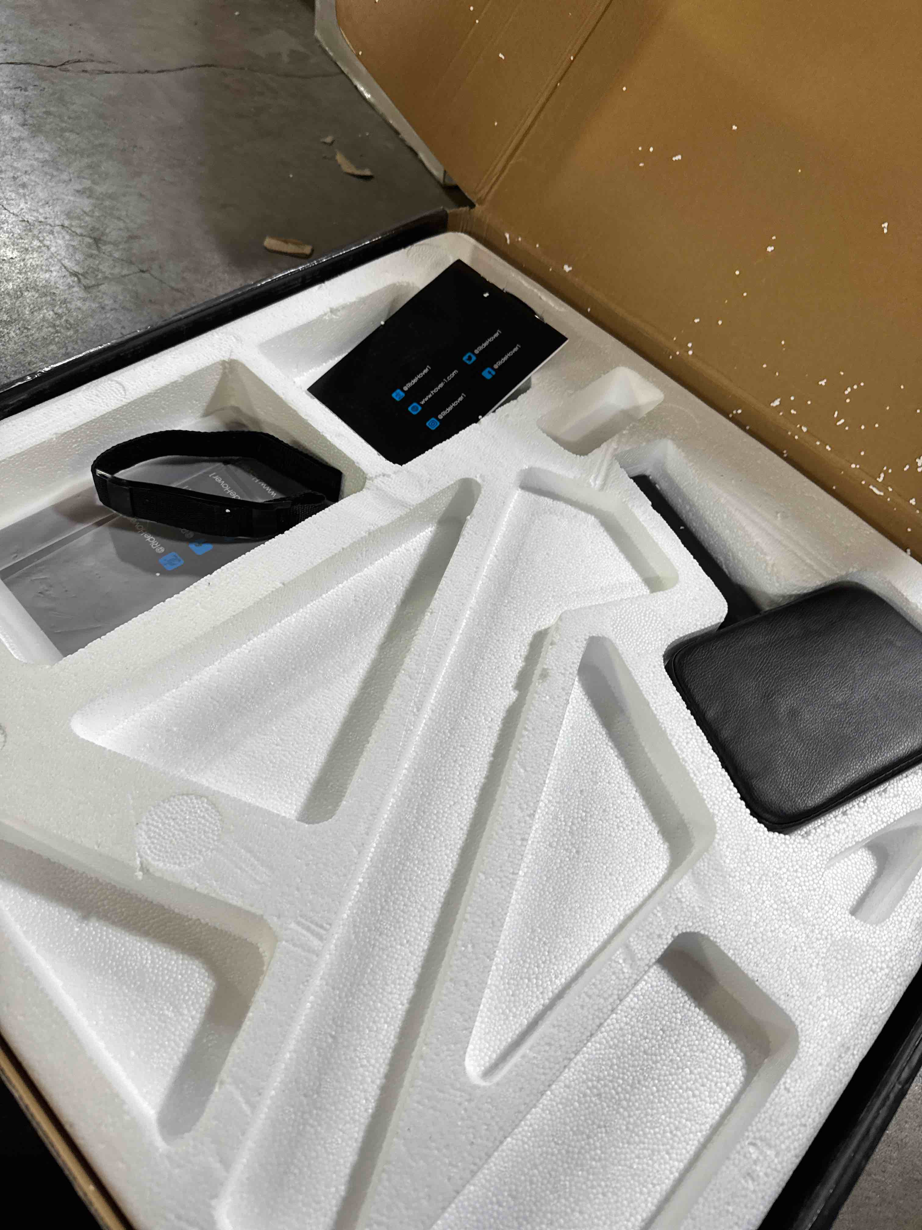 Condition photo showing Good Condition for Hover-1 Superstar Hoverboard Combo Seat Attachment Buggy, 7 MPH Top Speed, 6 Mile Range, 400W Motor (2X 200W), 4.5Hr Charge Time, 220lbs Max Weight, Black