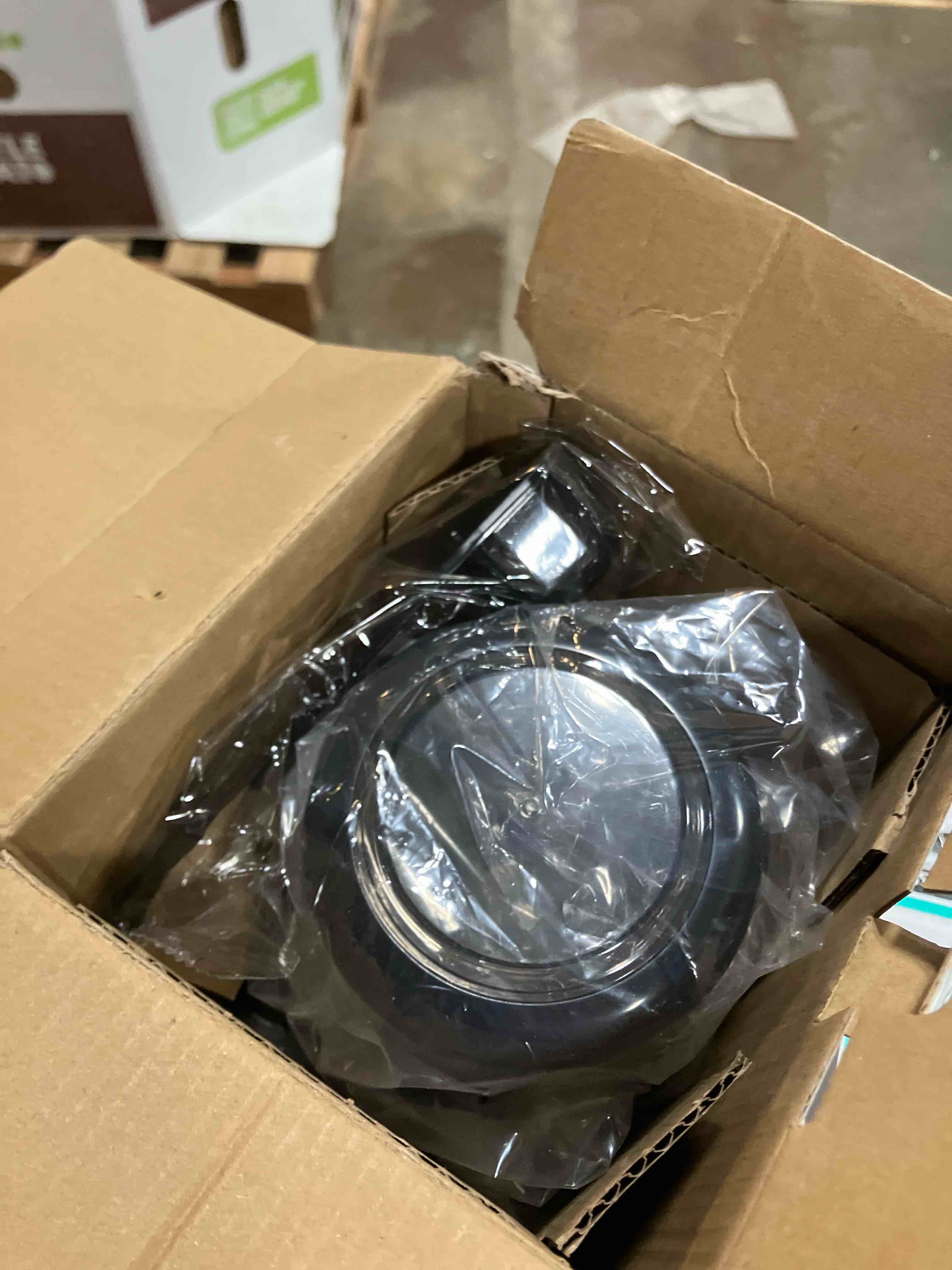 Condition photo showing New/Like New for SHARDOR Adjustable Coffee Grinder Electric, Super Silent Electric Coffee Bean Grinder with Time-Memory Adjustment and Multi-Functional Stainless Steel Cup for Spices, Herbs, and Nuts Grinding, Gray Dark black 1 Bowl