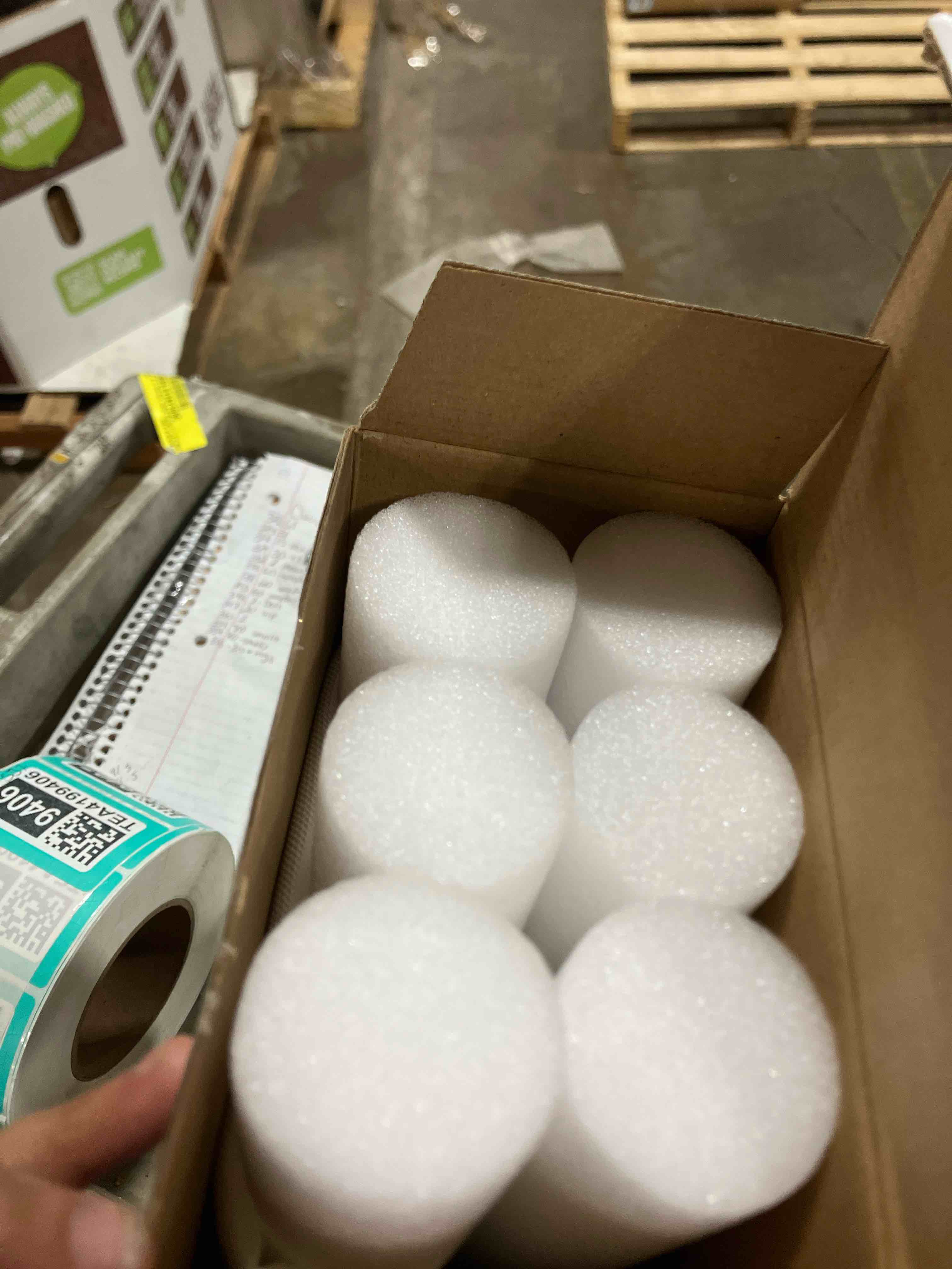 Condition photo showing New/Like New for Comfyanno Under Door Draft Stopper - Bottom Door Gap Filler & Seal - Fits 30” to 36” Door, Block Cold Air, Noise, Sound, Wind, Bugs, Easy to Install, Double Side Block, No Adhesive, White 36 Inch (Pack of 1) White