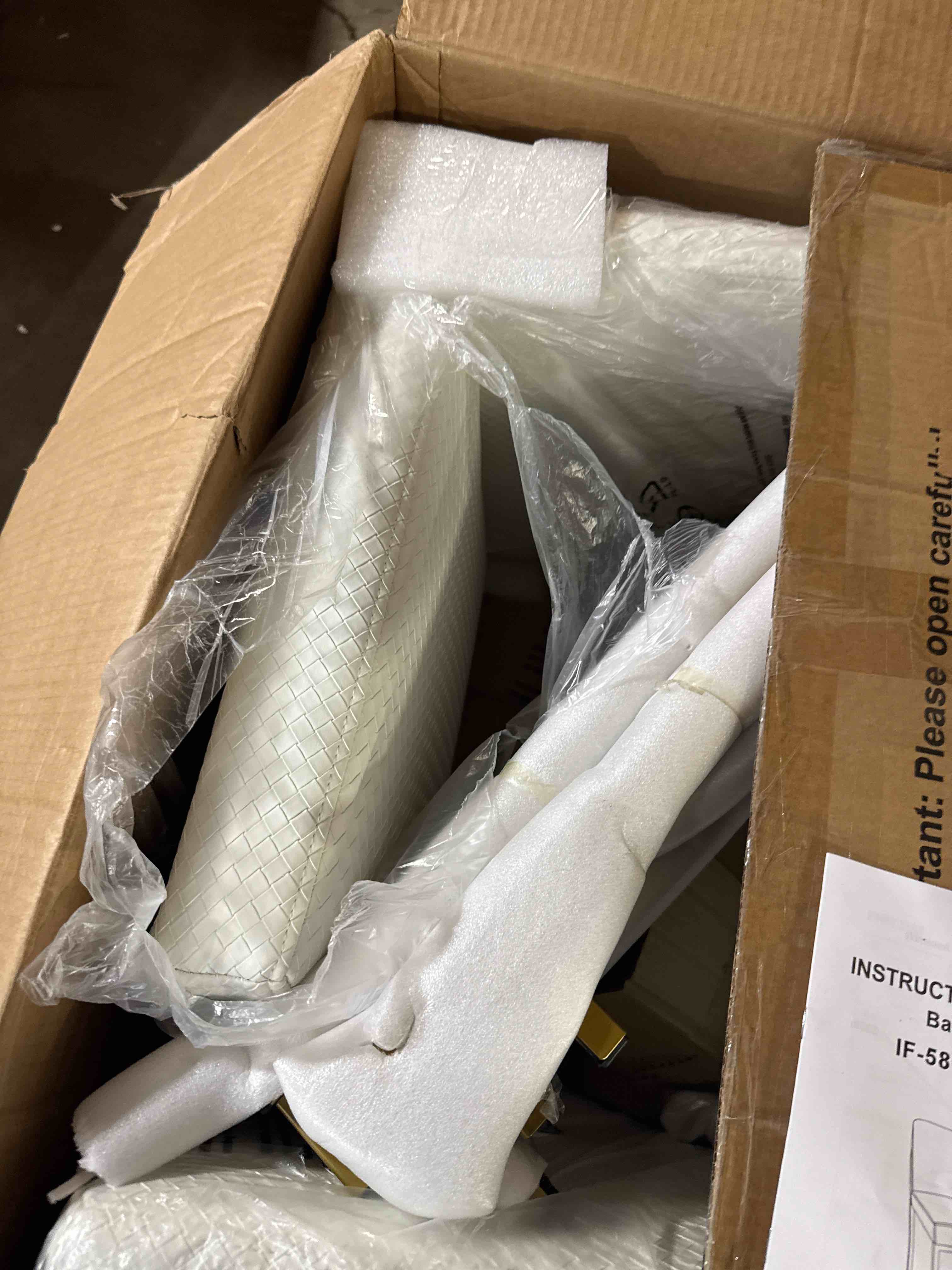 Condition photo showing New/Like New for 24" Counter Height Bar Stools Set of 2 Barstool Upholstered Kitchen Dining Chair