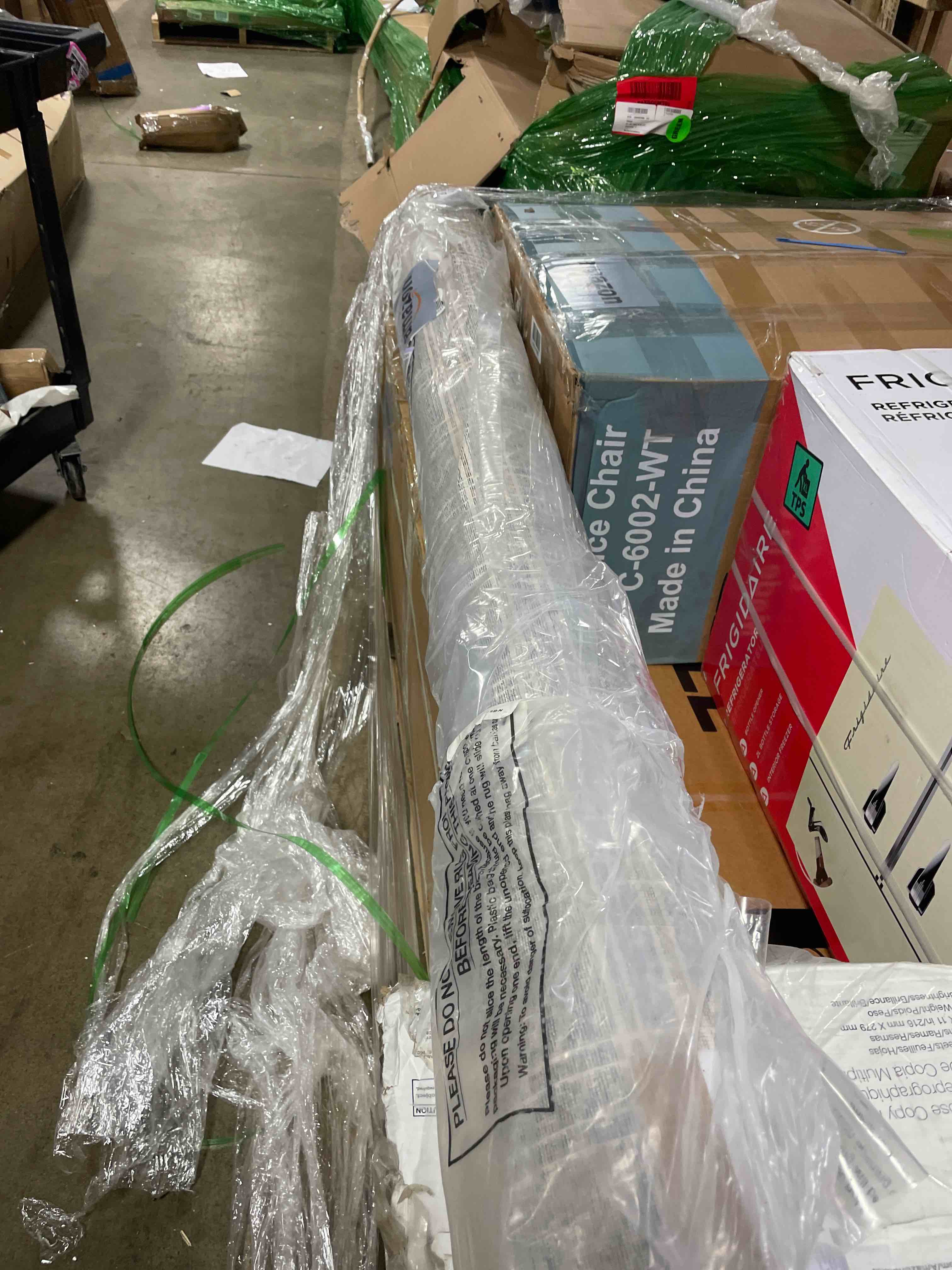 Condition photo showing New/Like New for Loloi Angela Rose Ember Collection EMB-09 Denim/Charcoal 5'-3" x 7'-6" Area Rug Denim / Charcoal 5'3" x 7'6" (Rectangular)