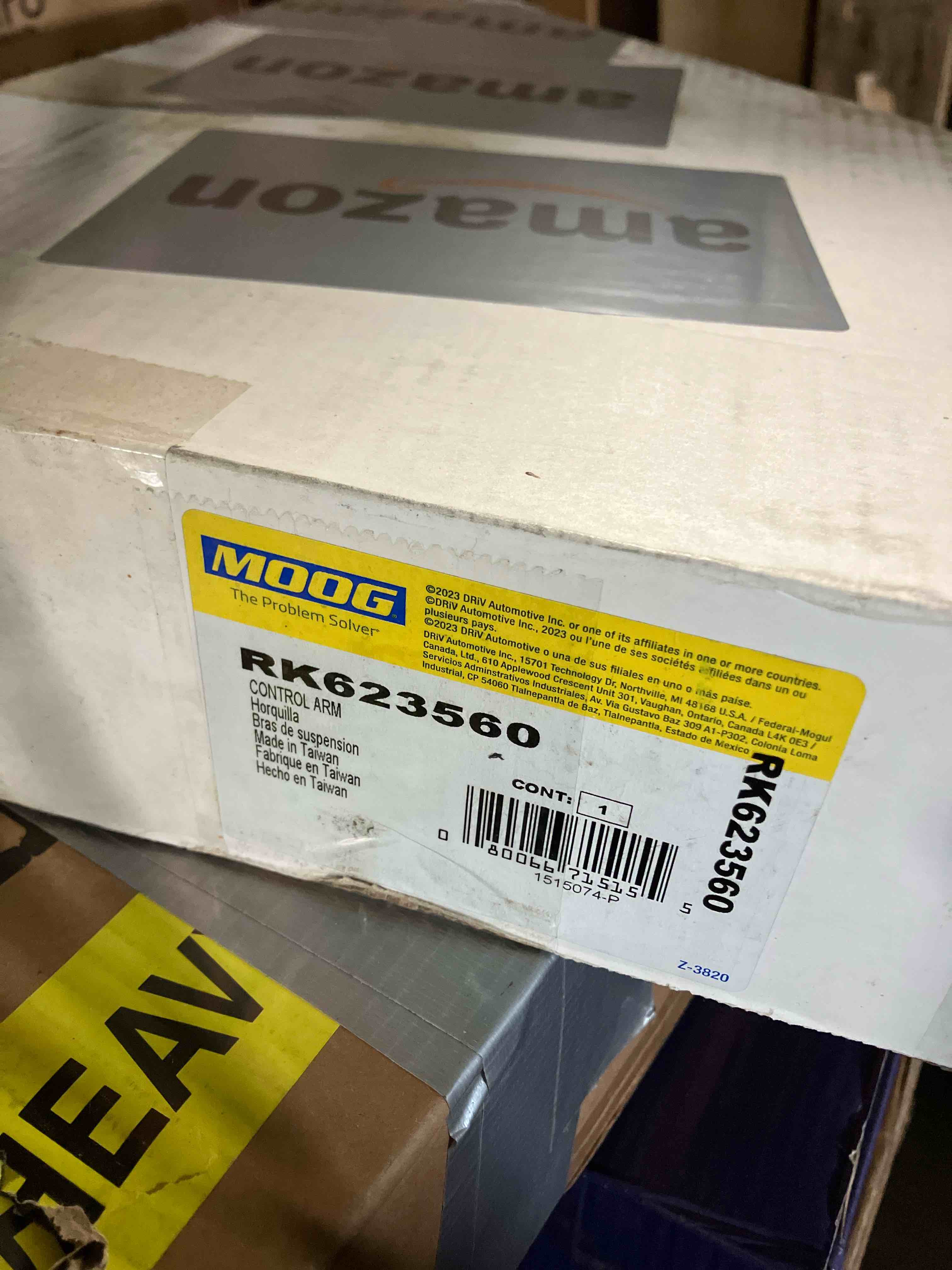 Condition photo showing New/Like New for MOOG RK623560 Front Right Lower Suspension Control Arm and Ball Joint Assembly for Subaru Crosstrek