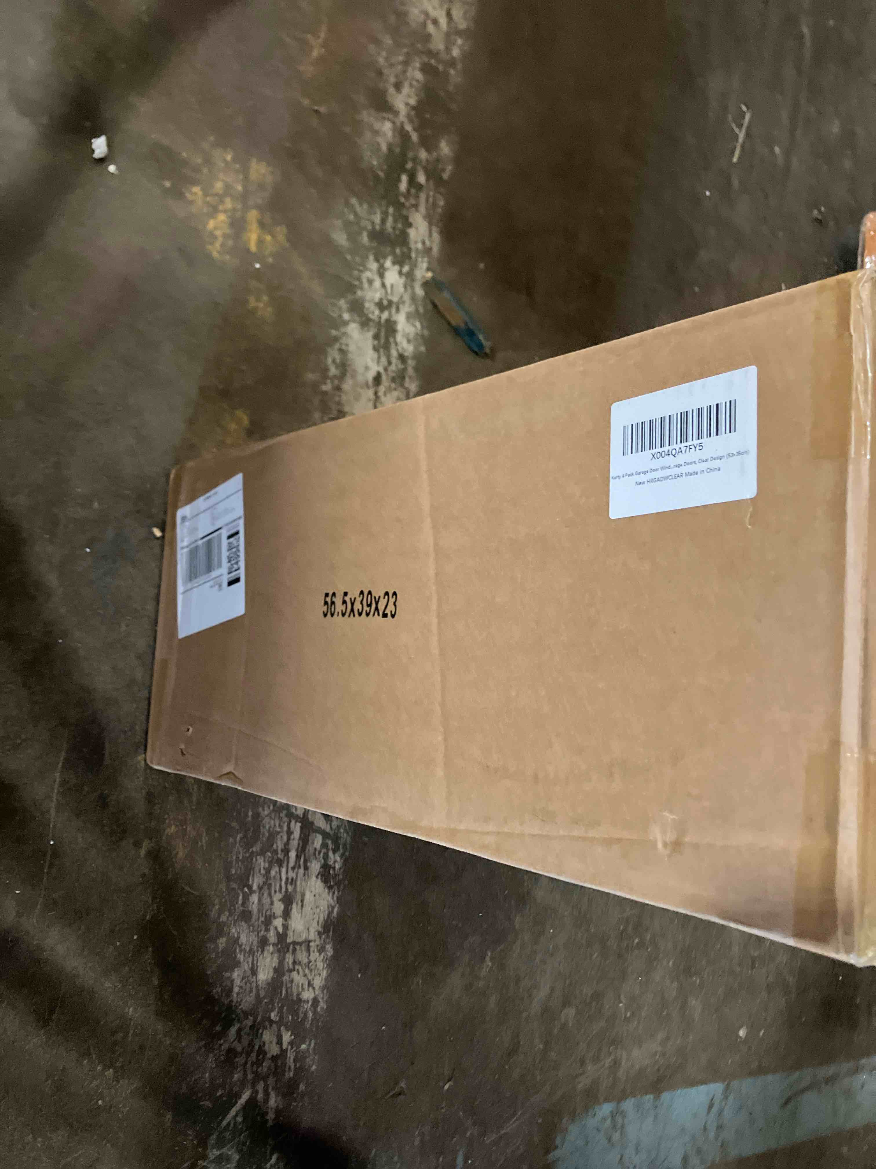 Condition photo showing New/Like New for 4 Pack Garage Door Windows, Replacement Vinyl Window Inserts with UV Resistant Resin Glass for Garage Doors, 53x35cm (Clear Design)