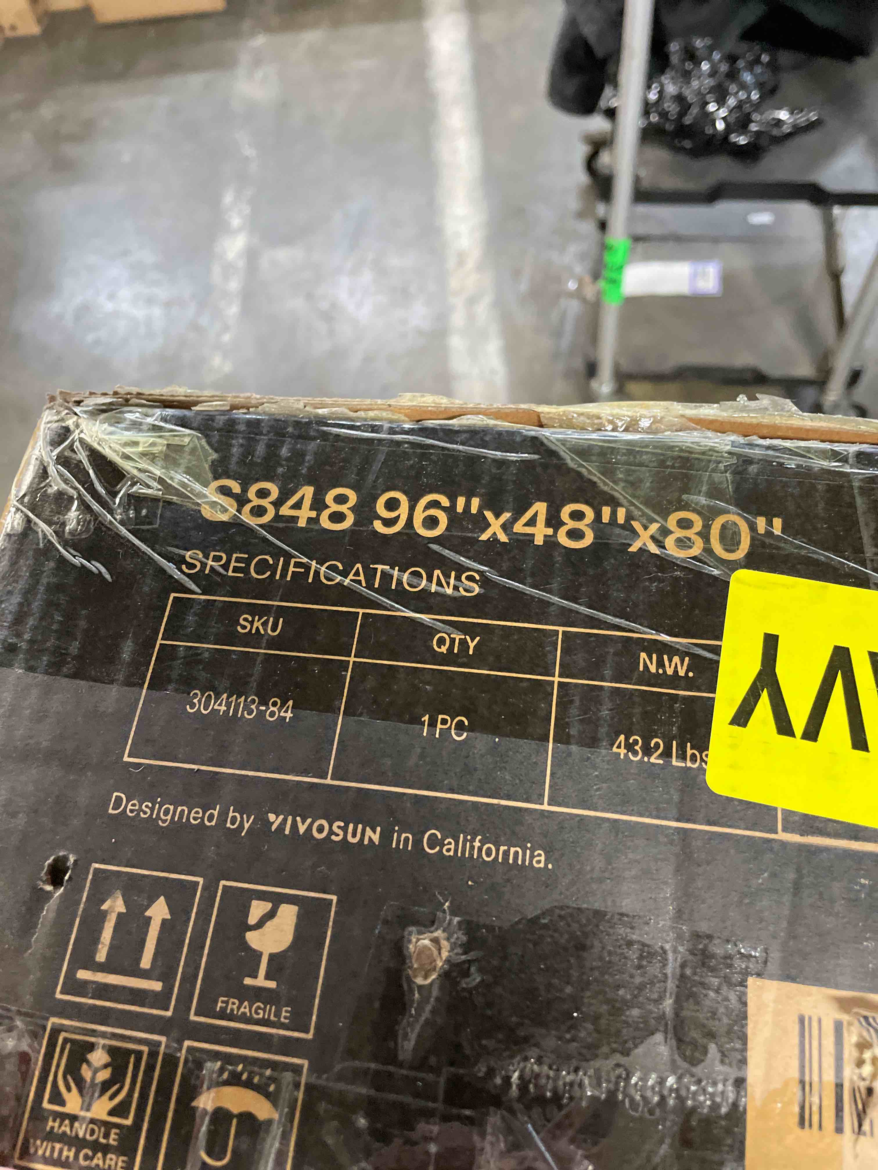 Condition photo showing Good Condition for VIVOSUN S848 4x8 Grow Tent, 96"x48"x80" High Reflective Mylar with Observation Window and Floor Tray for Hydroponics Indoor Plant for VS4000/VSF4300 Black 96"x48"x80" (Smalls Tear, Can be fixed)