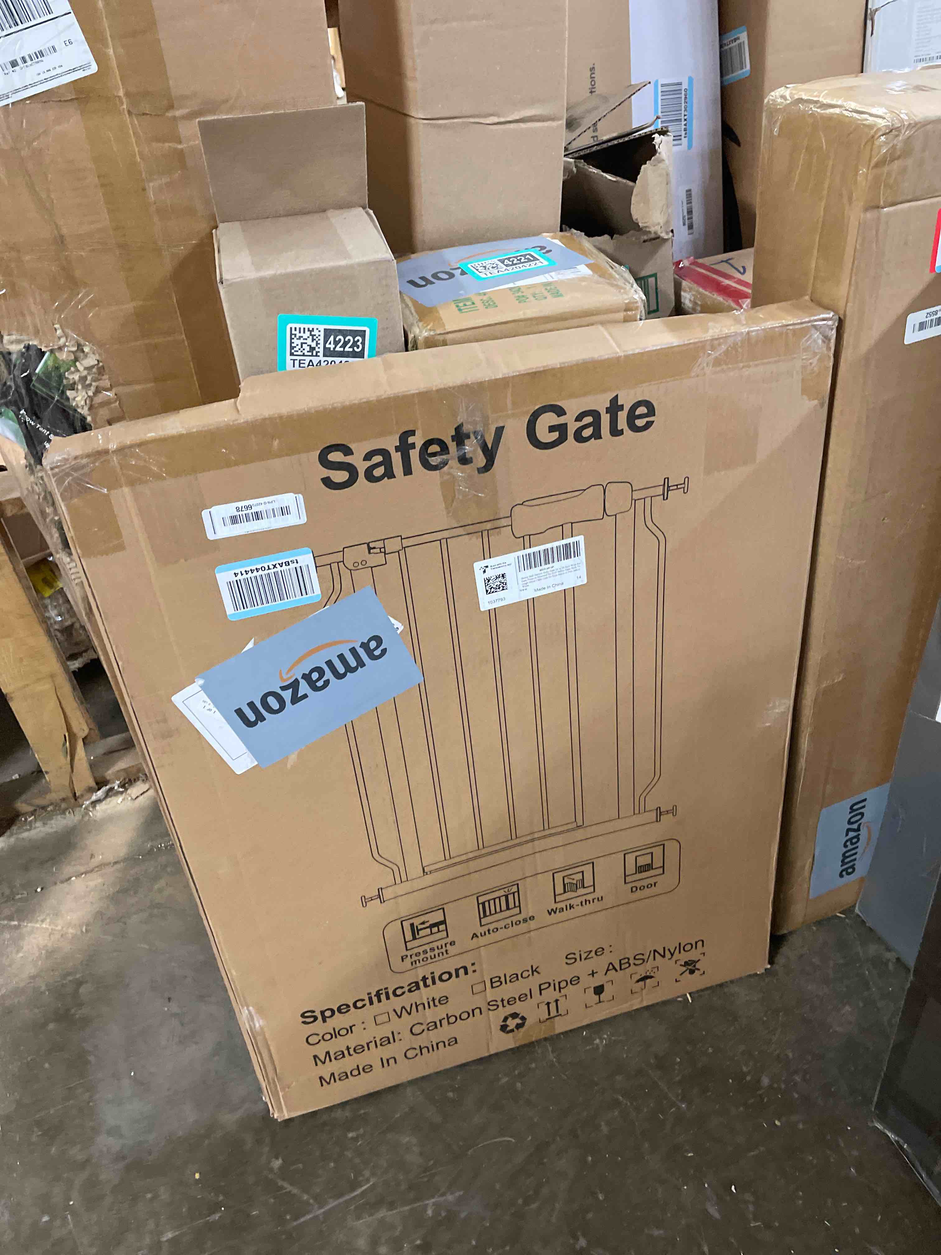 Condition photo showing New/Like New for Narrow Baby Gate 24 to 29 Inch Wide Pet Gate Pressure Mounted No Drill Safety Gate Walk Through Metal Child Gate for Kids Stairs or Pets Indoor White 24.02"-29.13"/61-74cm