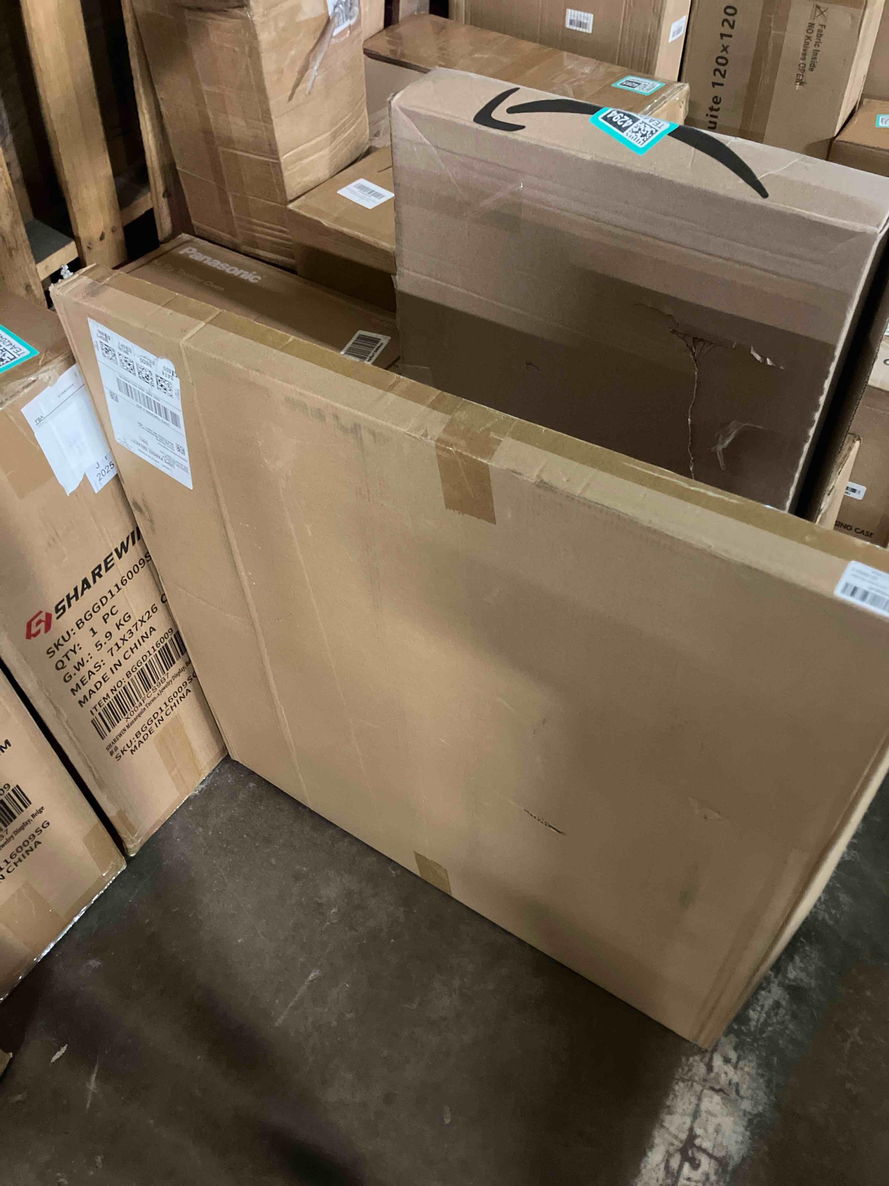 Condition photo showing New/Like New for 30 Inch Large Wall Clock, Modern Decorative Wall Clocks Silent Non Ticking Battery-Operated, Black Metal Round Clock for Living Room Kitchen Office Mantel - Roman Number Black Roman Number 30 Inch