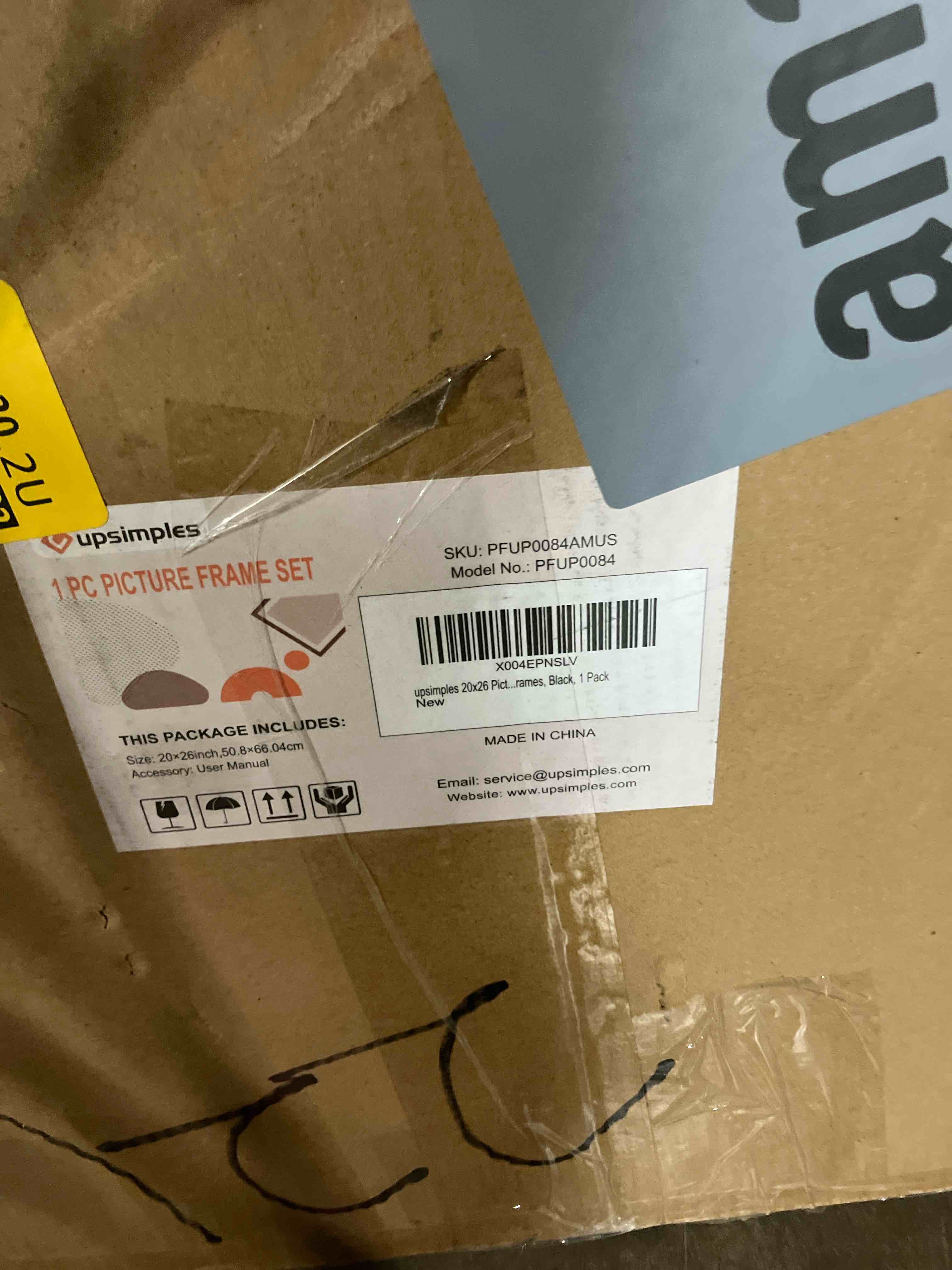 Condition photo showing New/Like New for upsimples 20x26 Picture Frame, Display Pictures 18x24 with Mat or 20 x 26 Without, Wall Hanging Poster Frames, Black, 1 Pack Black 20x26