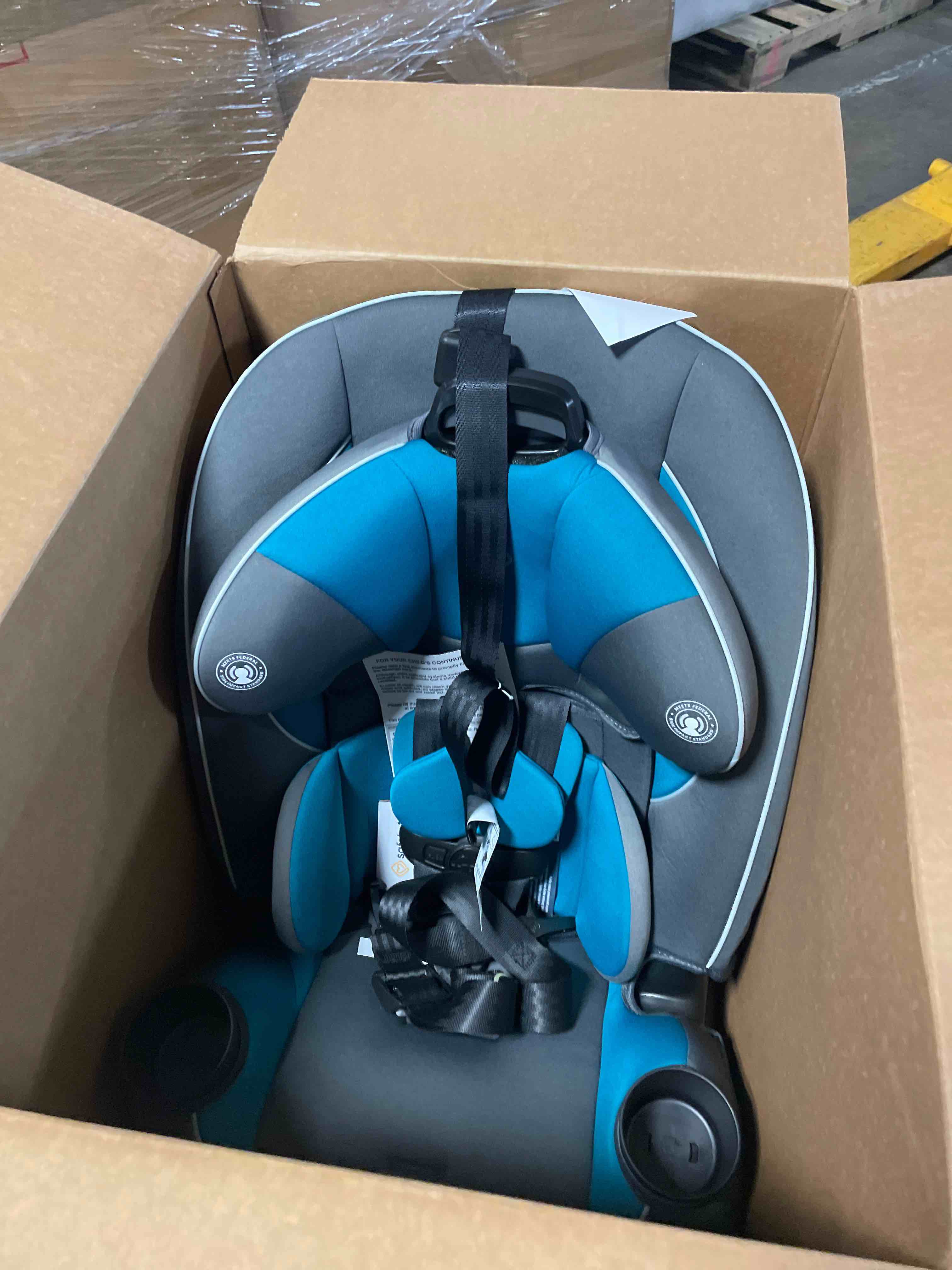 Condition photo showing New/Like New for Safety 1st Everfit All-in-One Convertible Car Seat