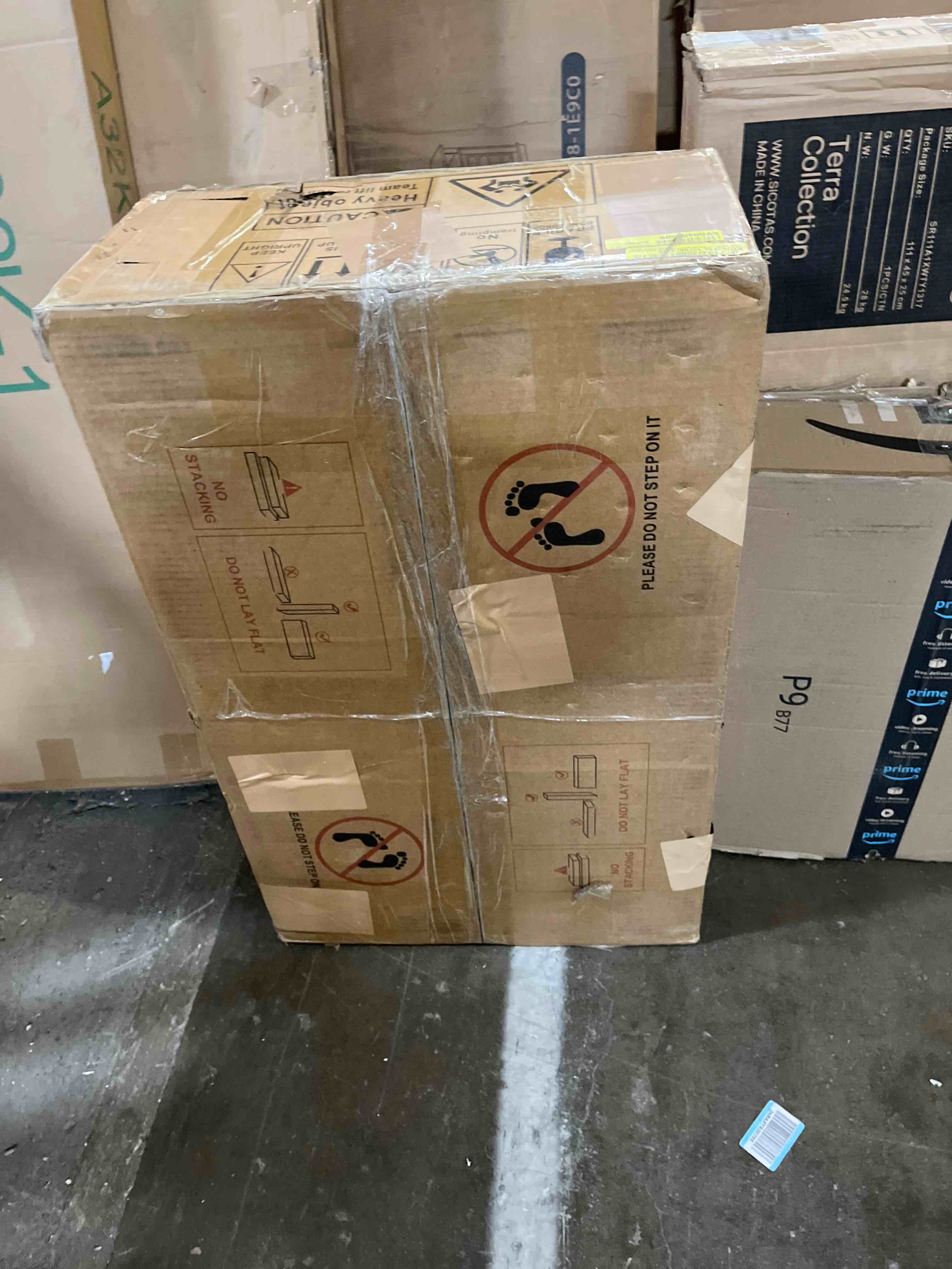 Condition photo showing Good Condition for Sink And Sintered Stone Top