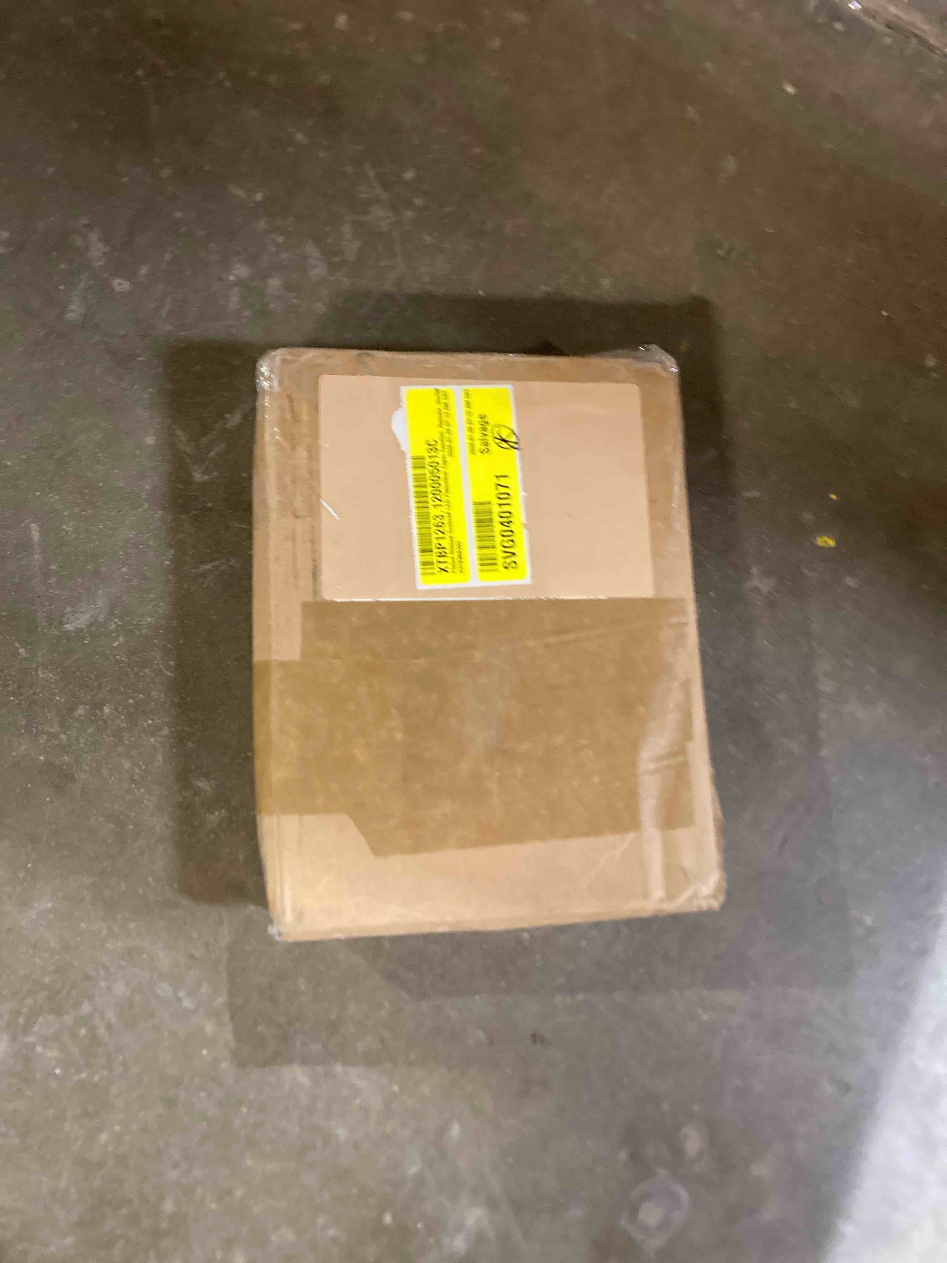 Condition photo showing New/Like New for Fluted Ribbed Grooved LED Flameless Taper Candles, Remote, On/