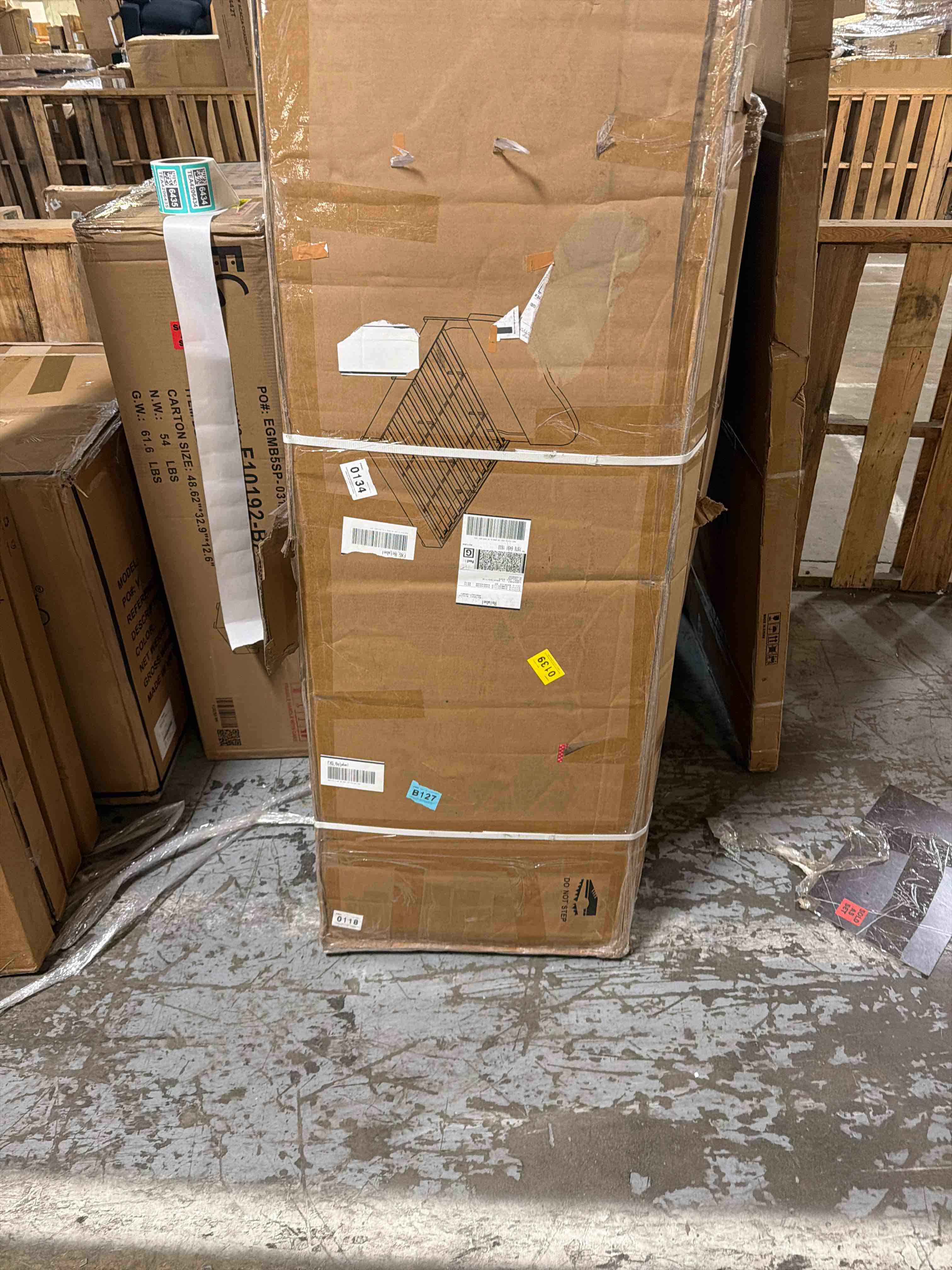 Condition photo showing As Is for no headboard