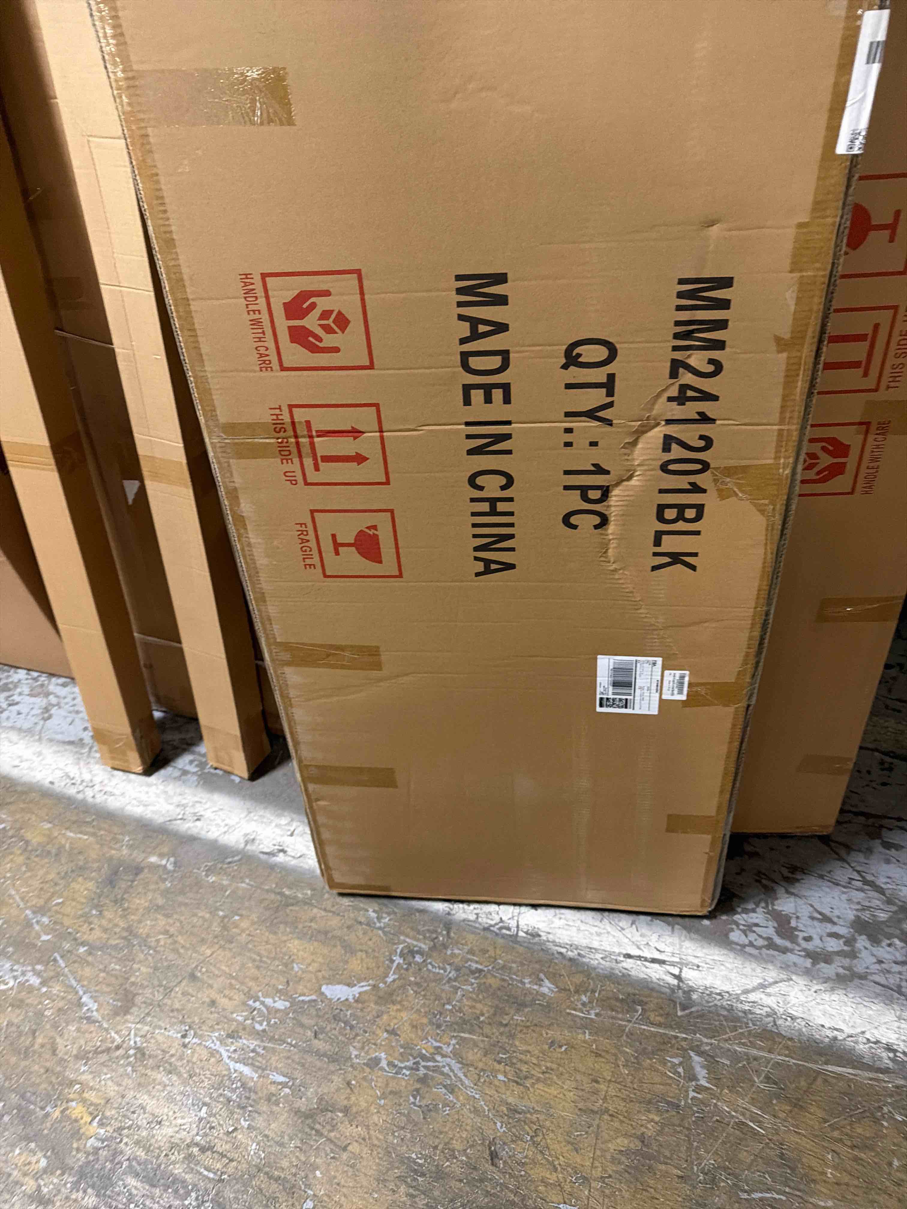 Condition photo showing New/Like New for Antok Full Length Mirror, 76"x34" Floor Mirror, Arched Floor Standing Freestanding Arch Full Body Mirrors with Stand for Bedroom, Hanging Mounted for Living Room Cloakroom,Black Black 76"L x 34"W