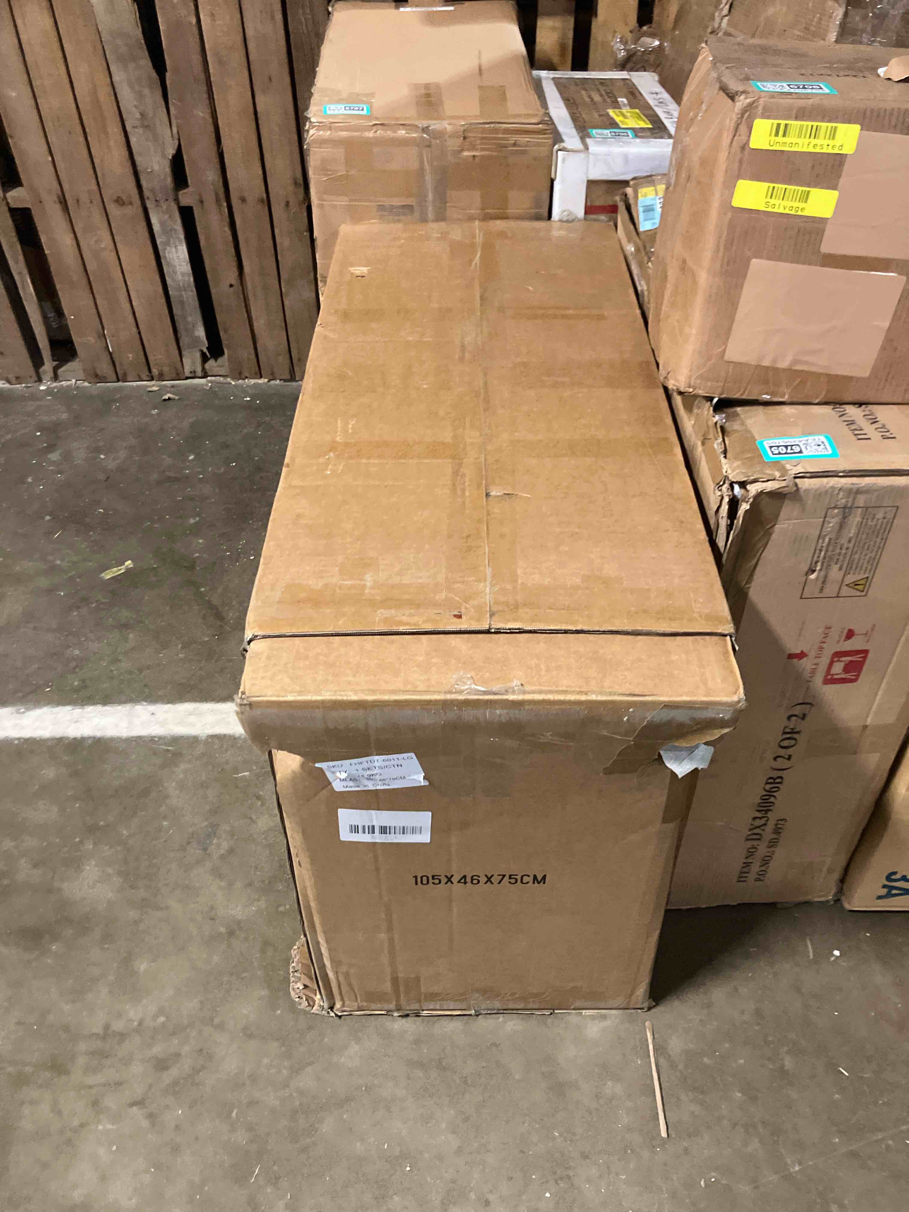 Condition photo showing As Is for Randahl 71'' Modern Rectangular Dining Table for 6, Luxury Kitchen Table with Glossy Sintered Stone Top, Gold Stainless Steel Legs (Legs only)