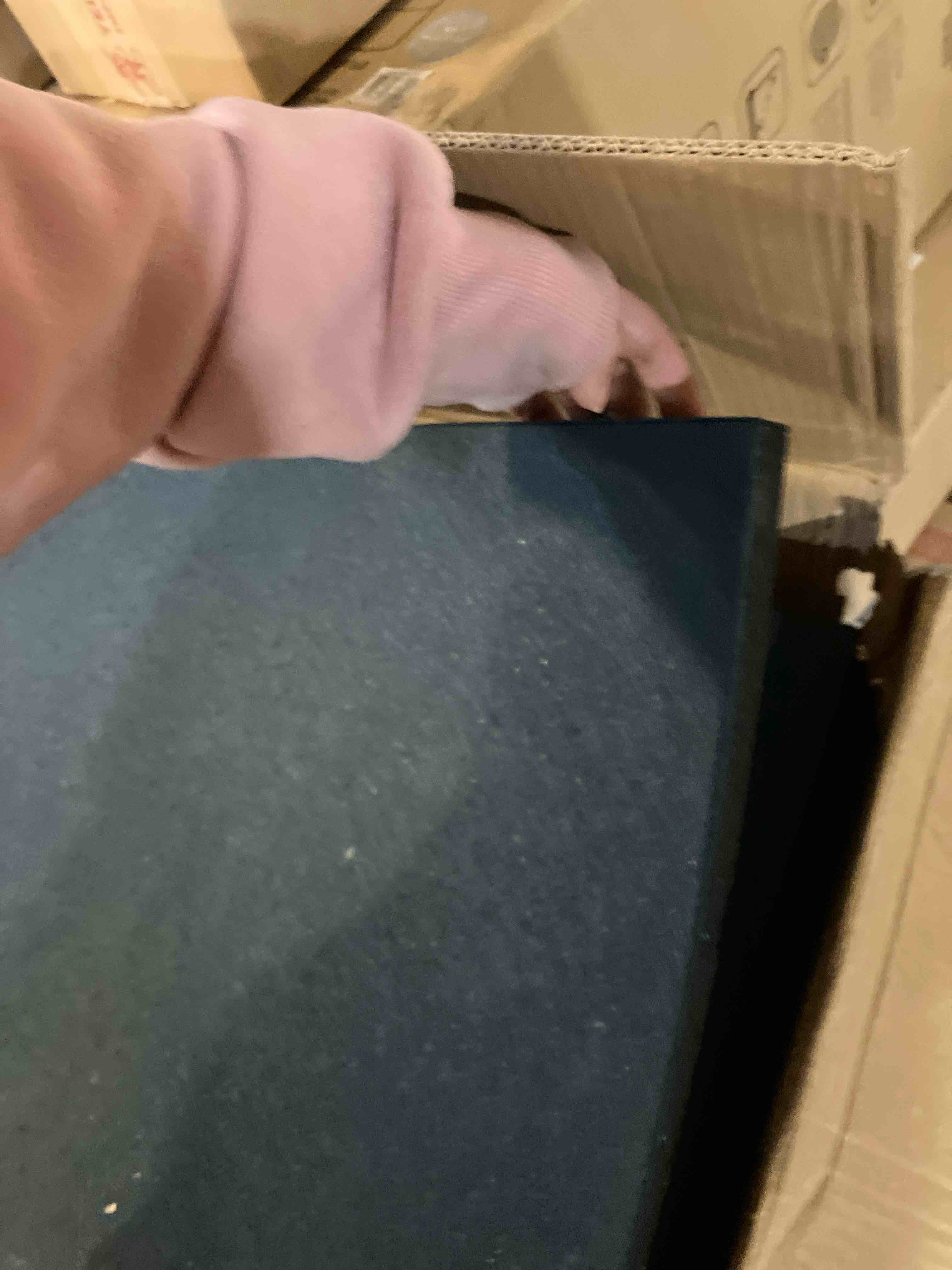 Condition photo showing Good Condition for MYOYAY 4 Pack Interlocking Tiles 20"x20"x1" Heavy Duty Rubber Tile Green Non-Slip Flooring Mat for Playground Park Gym Indoor and Outdoor, Cover 11.12 Sq.FT