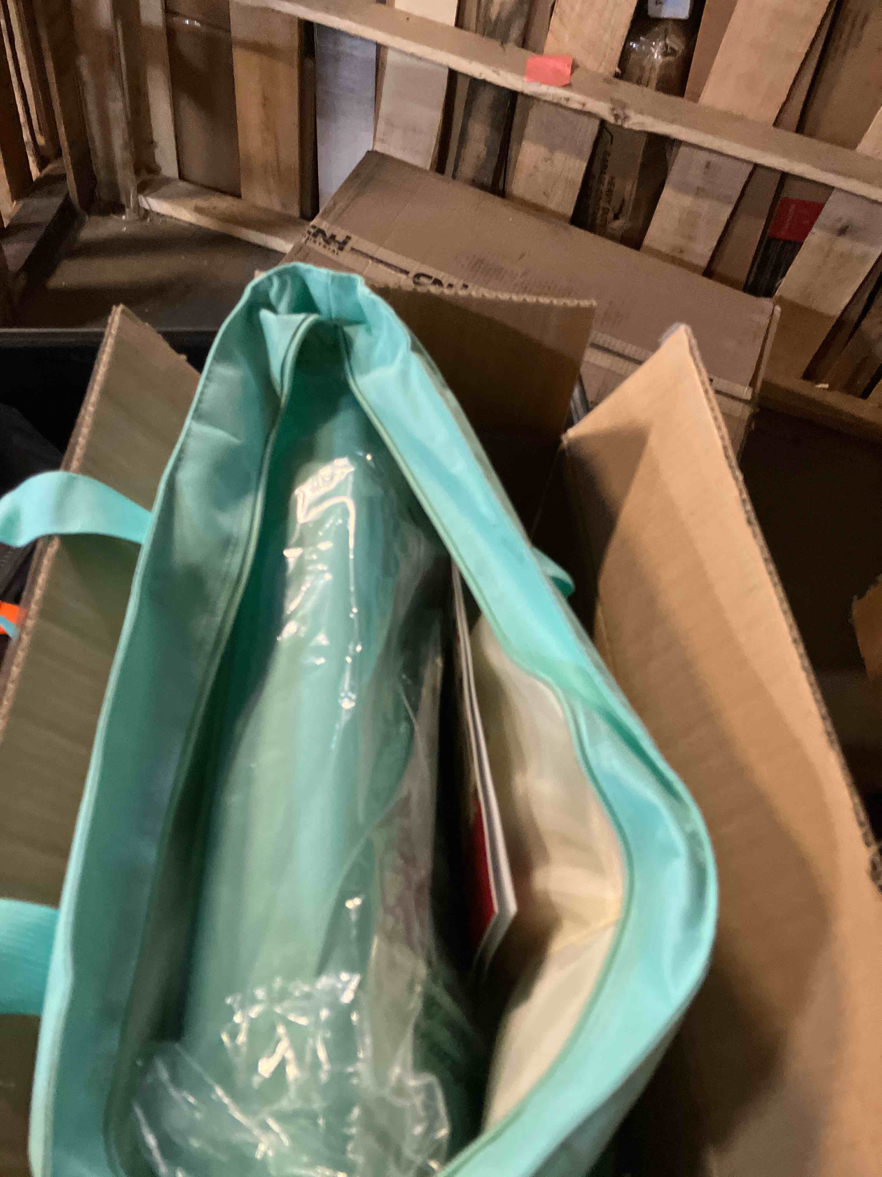 Condition photo showing Good Condition for Yellow Mountain Imports American Mahjong Set, Pepper with Soft Case, Racks with Pushers, Wright Patterson Betting Coins, Dice, & Wind Indicator