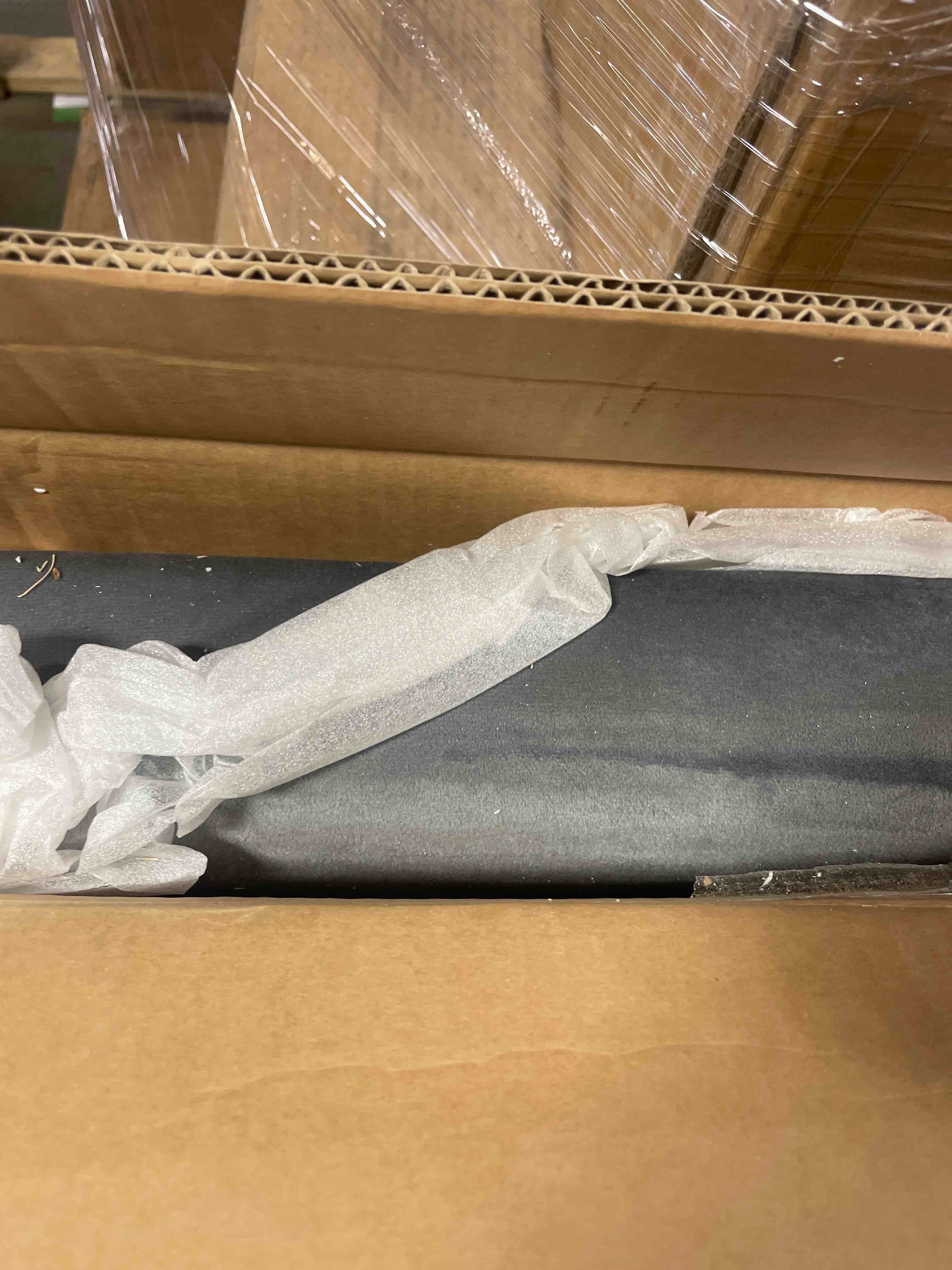 Condition photo showing Good Condition for Upholstered Daybed With Drawers, Shelves, Flip Cabinets & Side Table ( incomplete box 1 and 3 only )