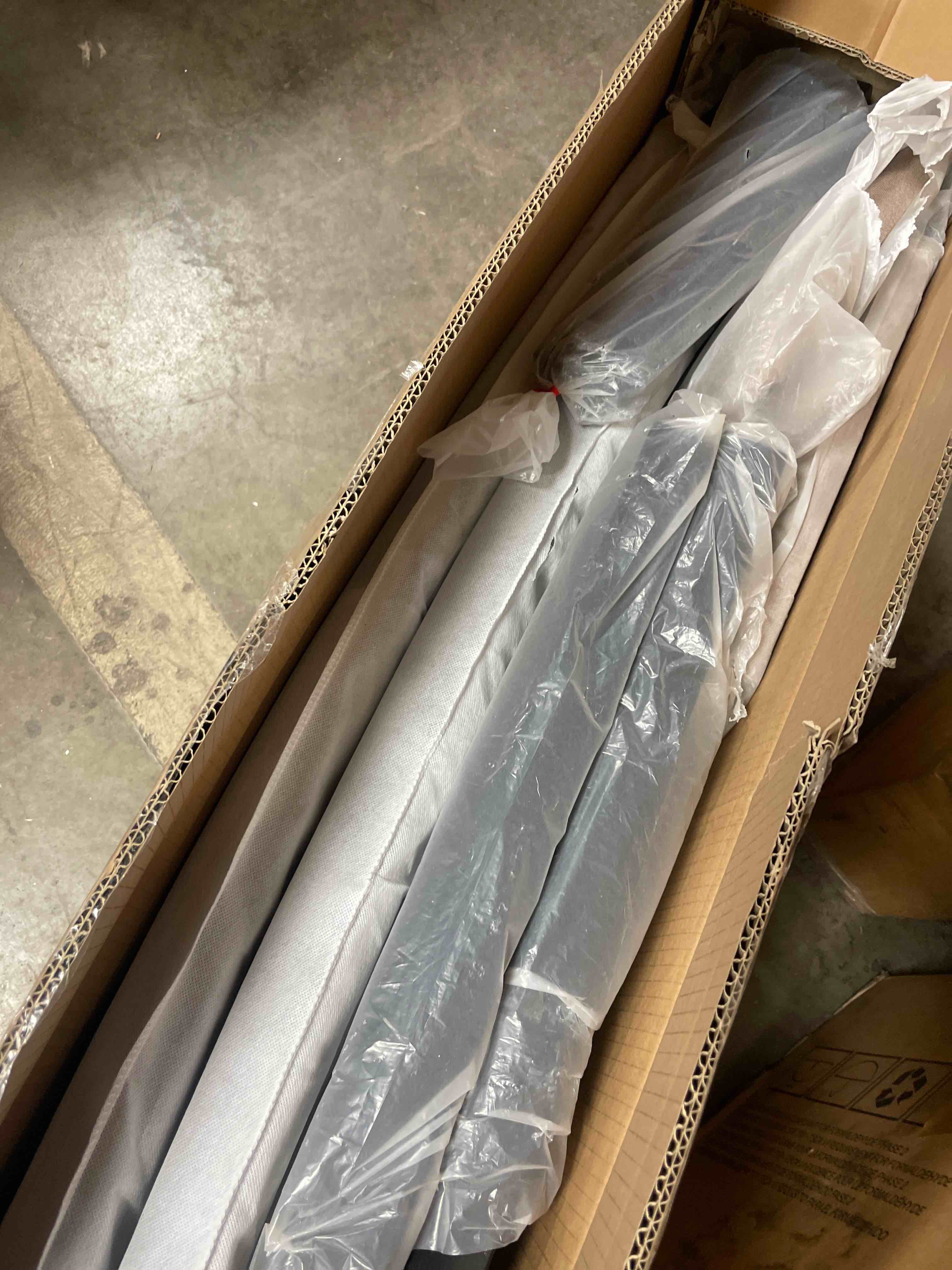 Condition photo showing New/Like New for Robillard 18.5'' H Linen Upholstered Side Chair (Set of 2)