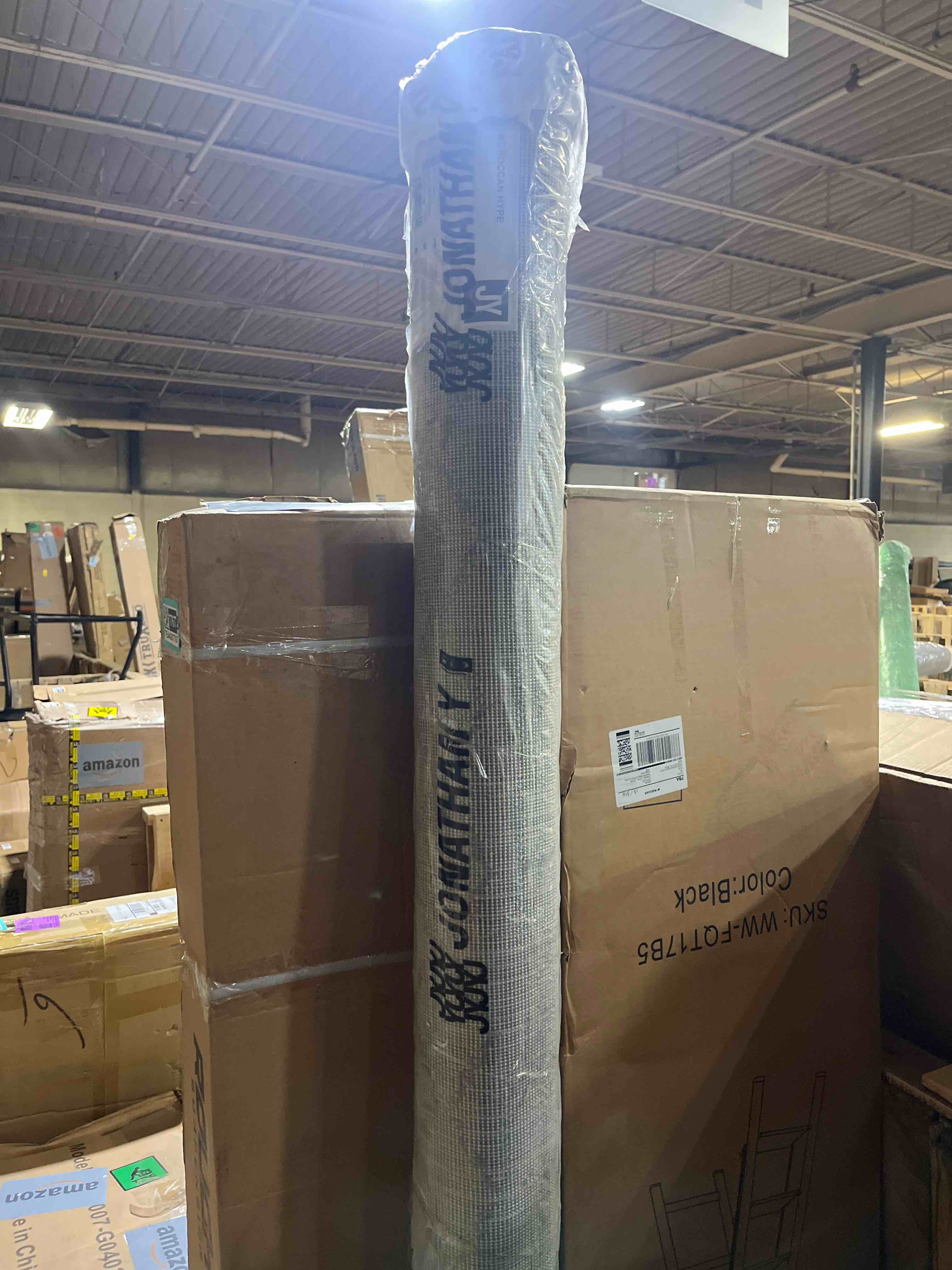 Condition photo showing New/Like New for jonathan y moh101b-7sq moroccan hype boho vintage diamond cream/gray 7' square area rug, pet friendly, non shedding, stain resistant, easy-cleaning for home, bedroom, living room, kitchen cream/gray 7' x 7' (square)