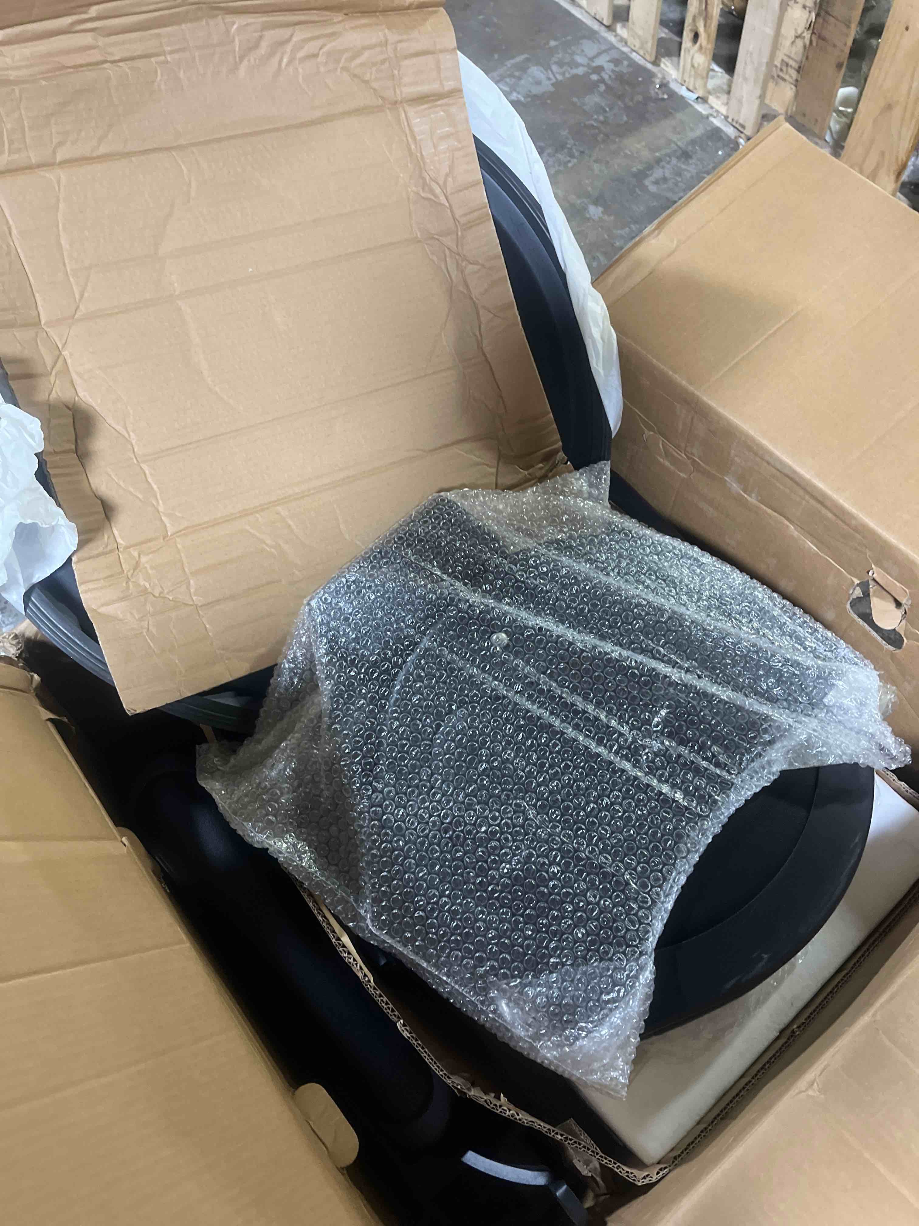 Condition photo showing Good Condition for barber chair hair salon chair,heavy duty 700 lbs, for hair stylist barber beauty tattoo massage(black round) black round black round