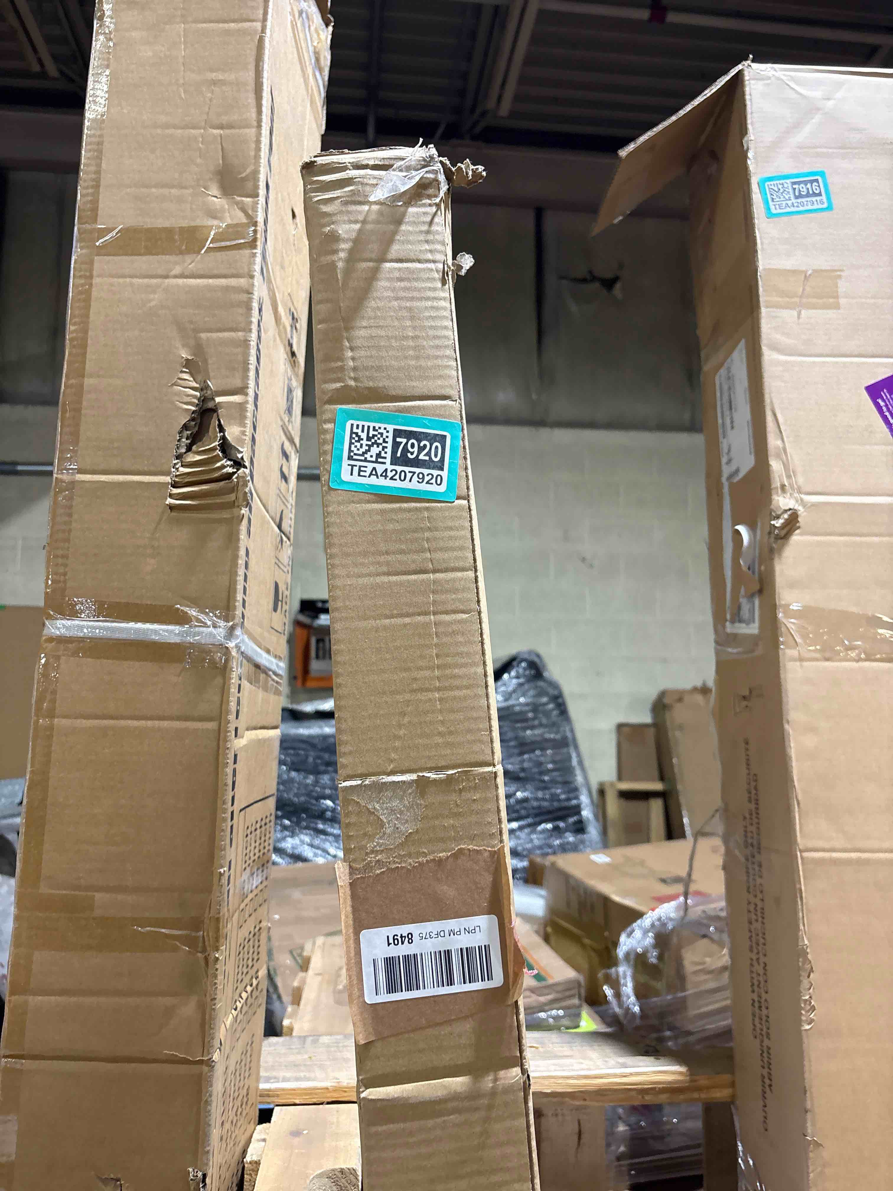 https://s3.amazonaws.com/lotting-images-prod/phillipi/TEA4207920_1777311326803.jpeg