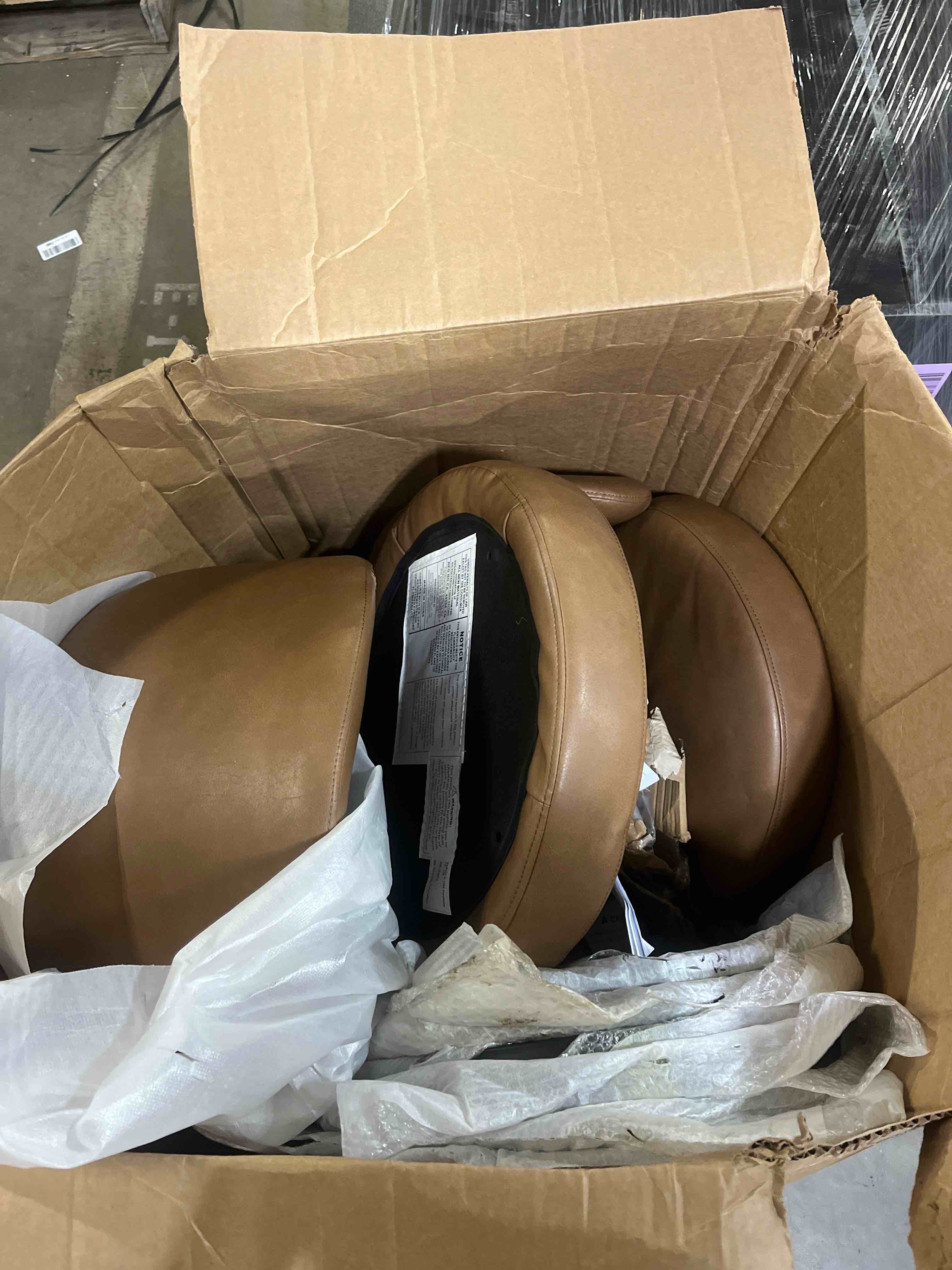 https://s3.amazonaws.com/lotting-images-prod/phillipi/TEA4207934_1777394608247.jpeg