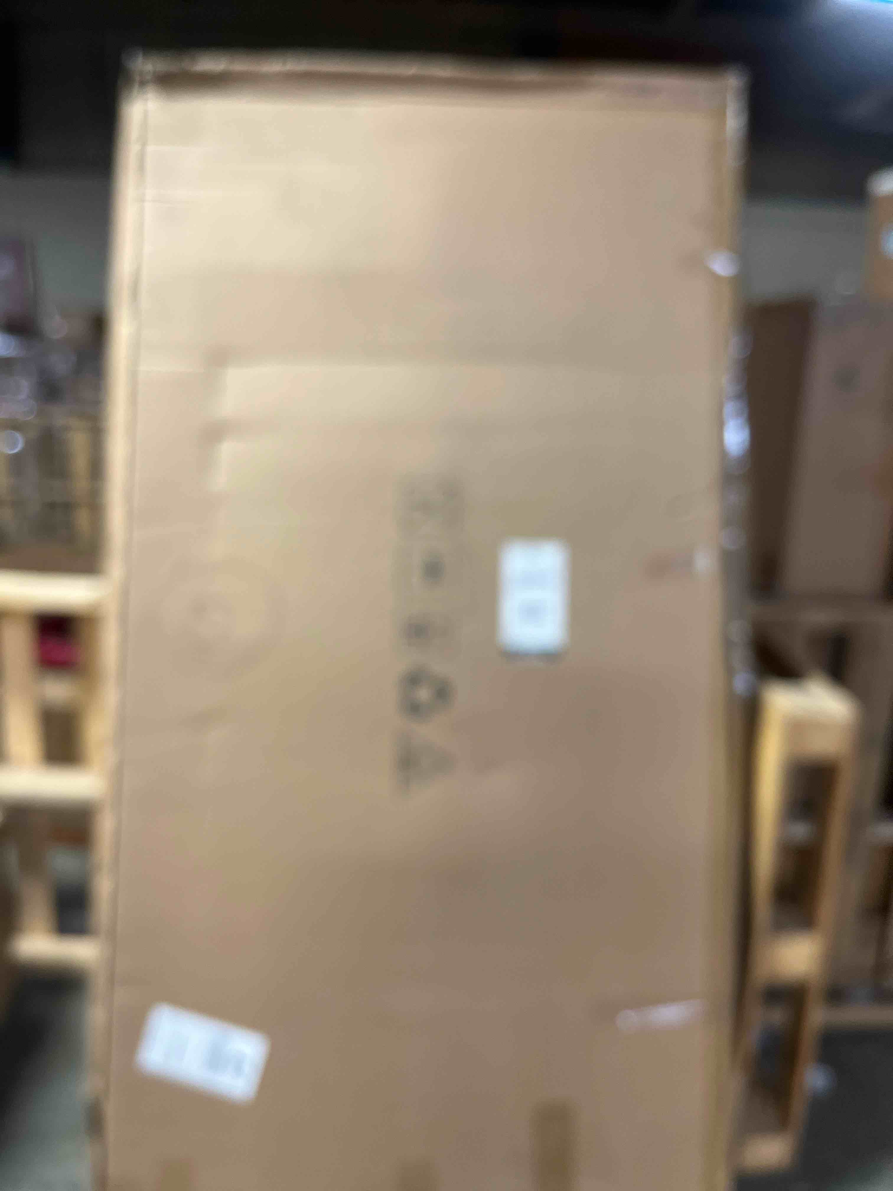 https://s3.amazonaws.com/lotting-images-prod/phillipi/TEA4207942_1777399500576.jpeg