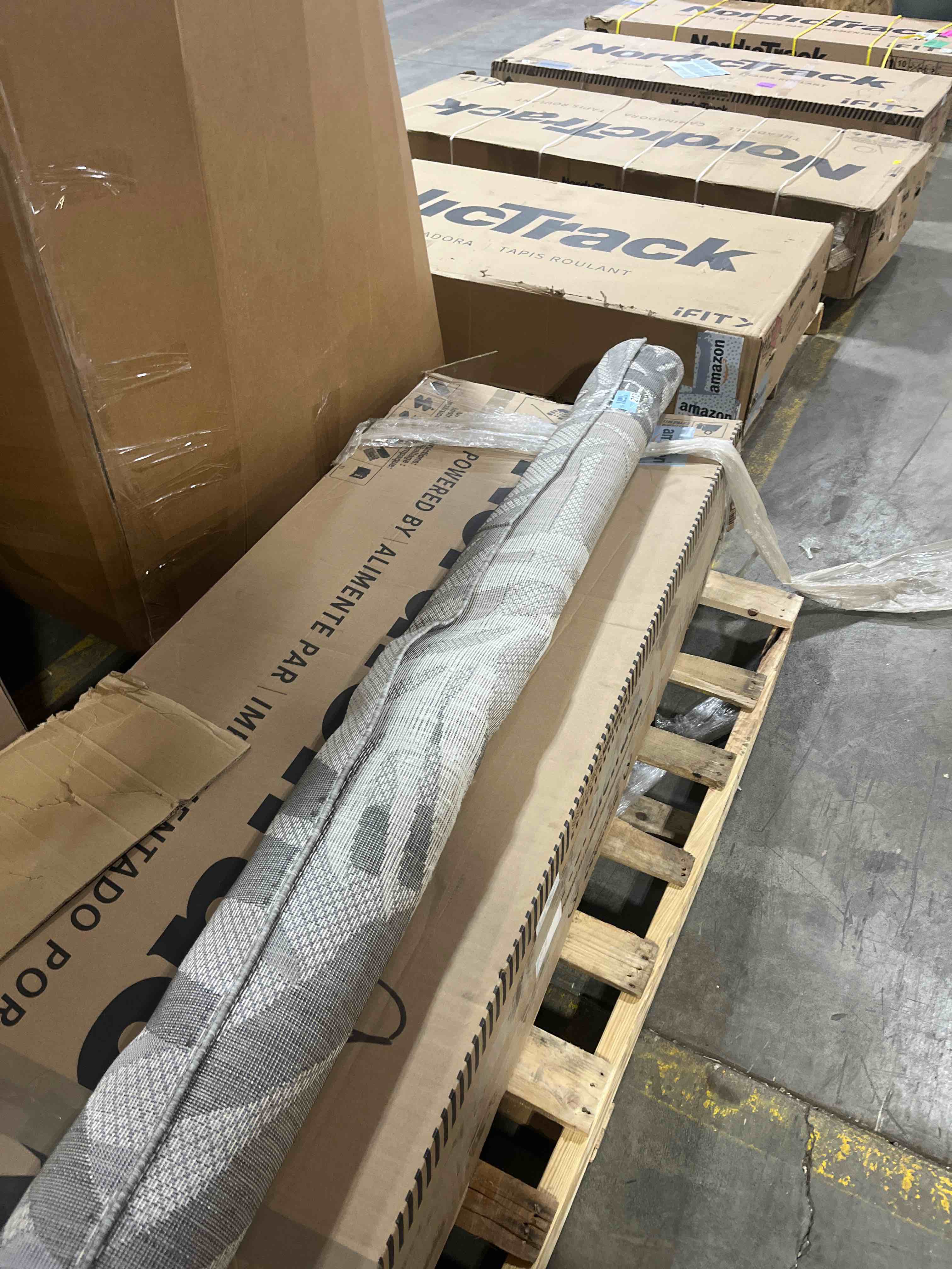 https://s3.amazonaws.com/lotting-images-prod/phillipi/TEA4207960_1777651432986.jpeg