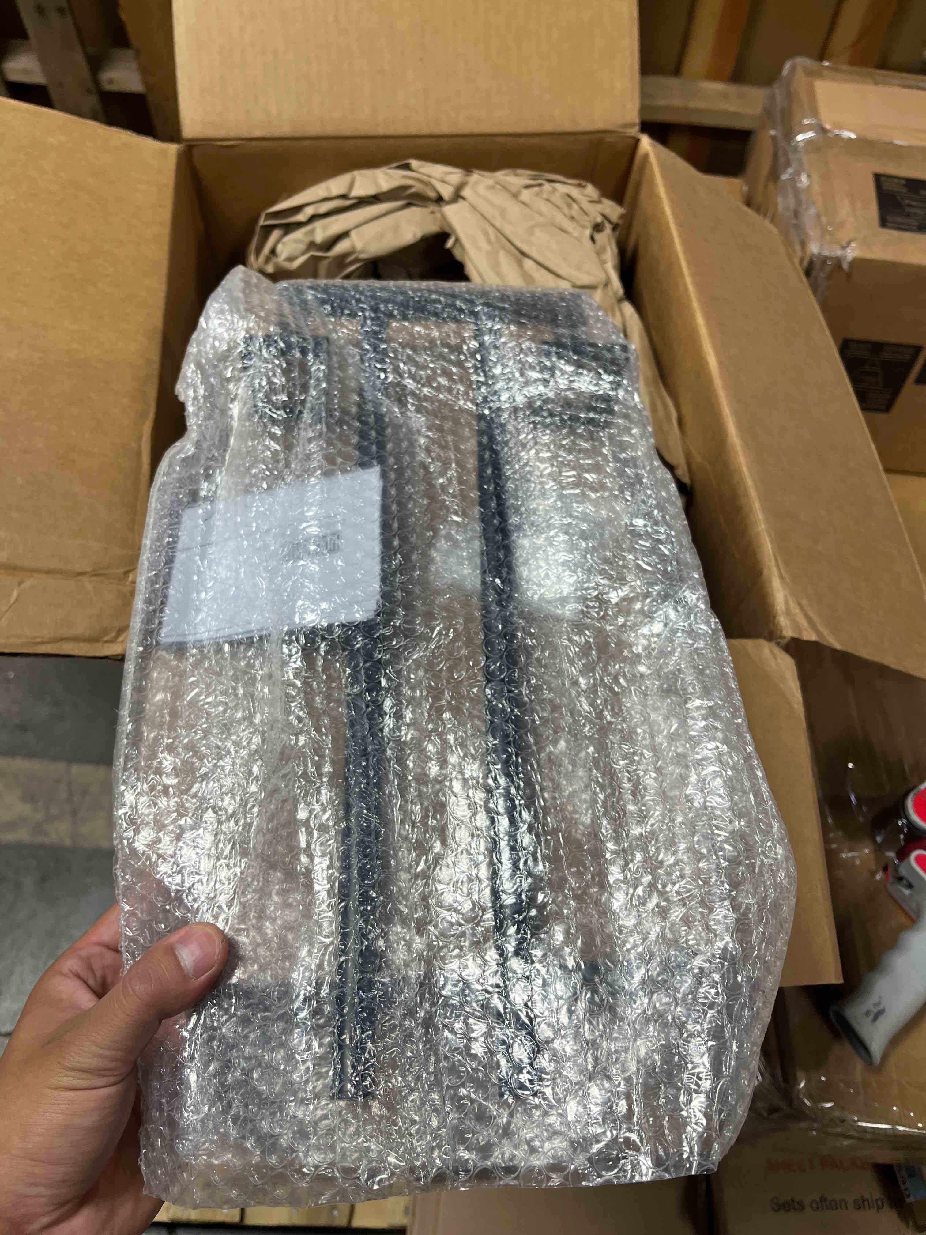 https://s3.amazonaws.com/lotting-images-prod/phillipi/TEA4208016_1778078642073.jpeg