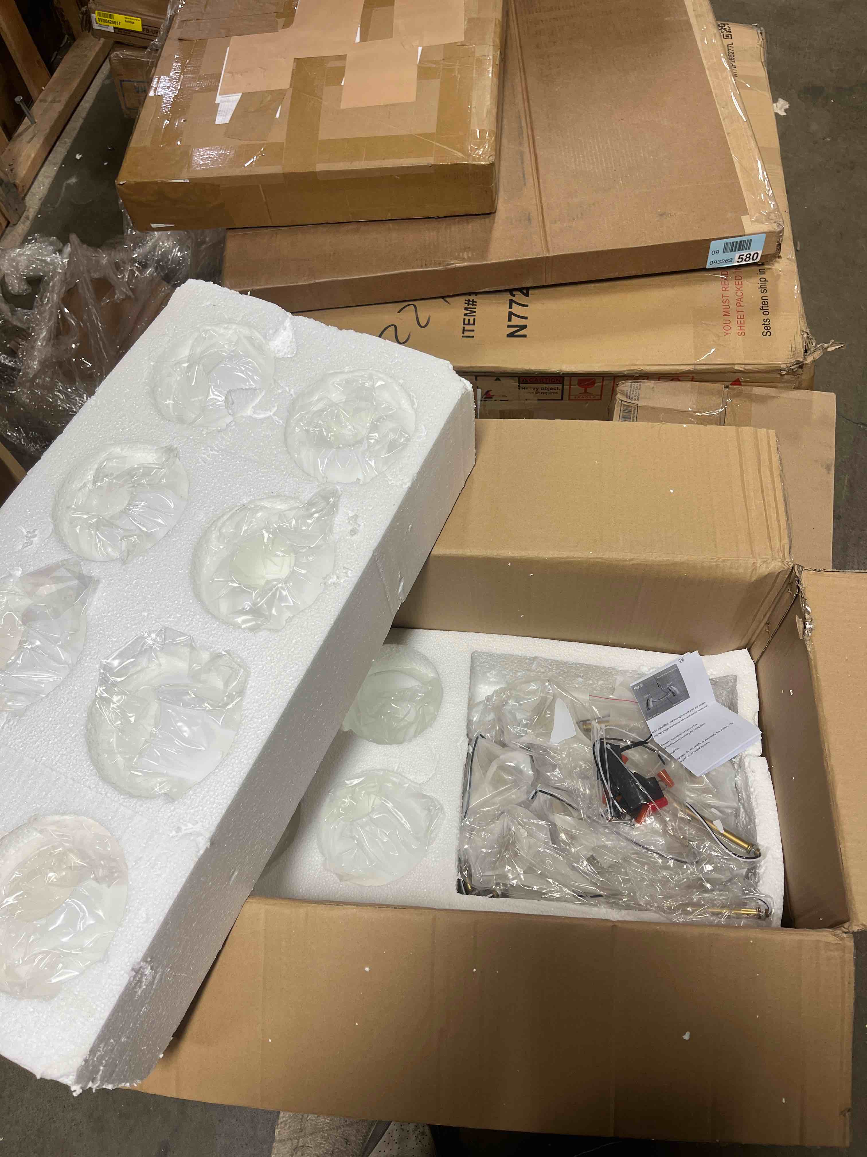 https://s3.amazonaws.com/lotting-images-prod/phillipi/TEA4208021_1778079697950.jpeg