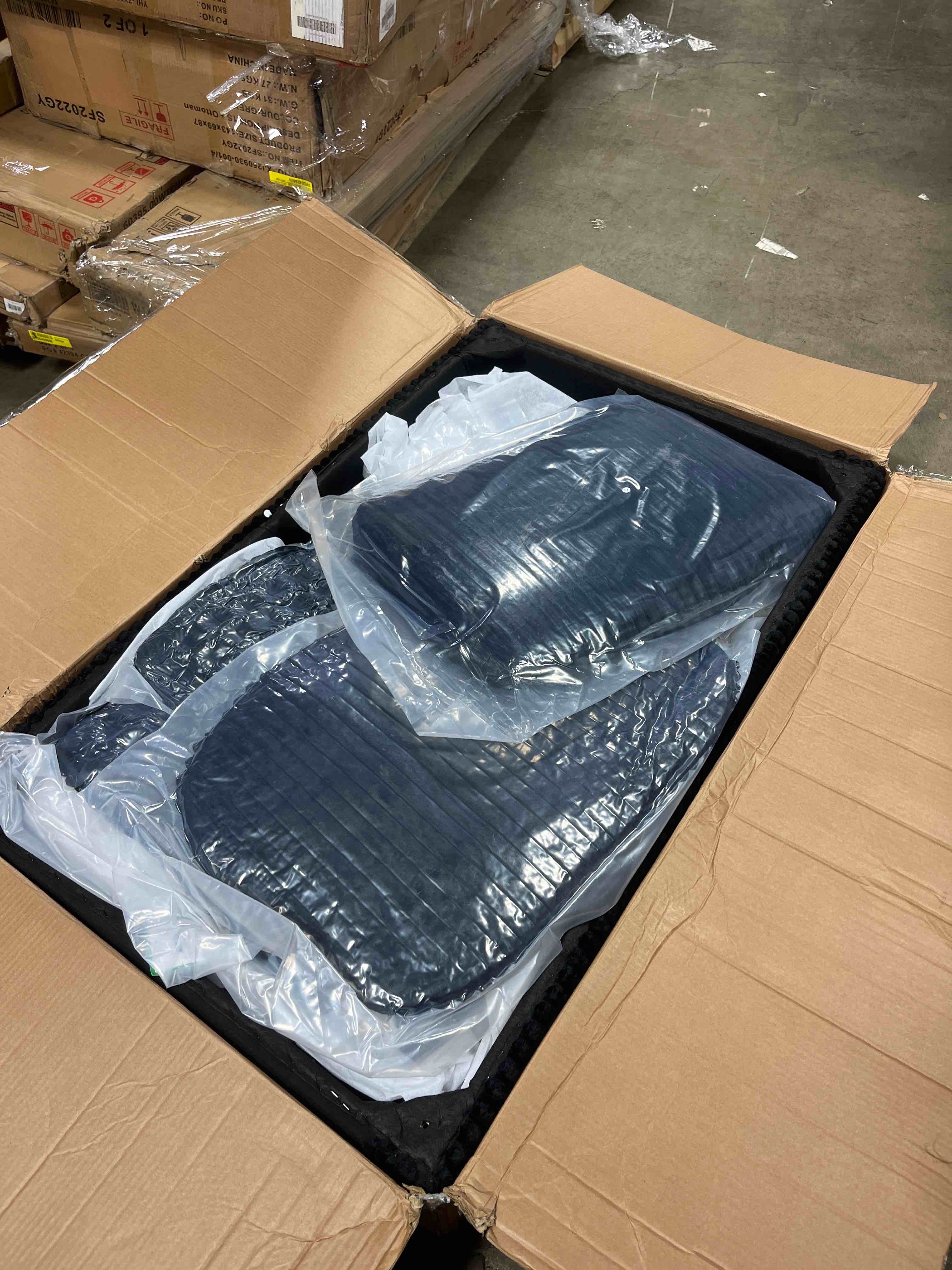 https://s3.amazonaws.com/lotting-images-prod/phillipi/TEA4208026_1778081104757.jpeg