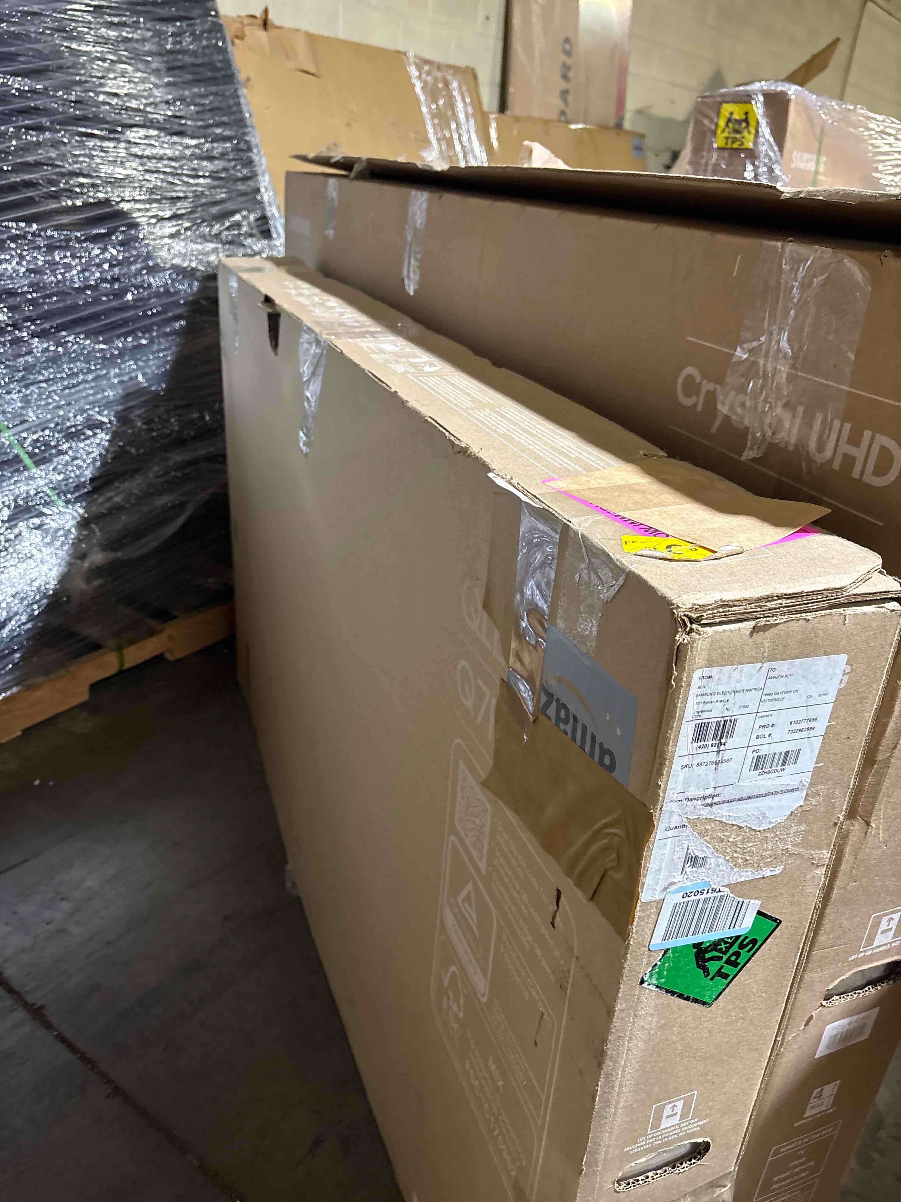 https://s3.amazonaws.com/lotting-images-prod/phillipi/TEA4208041_1778166253896.jpeg