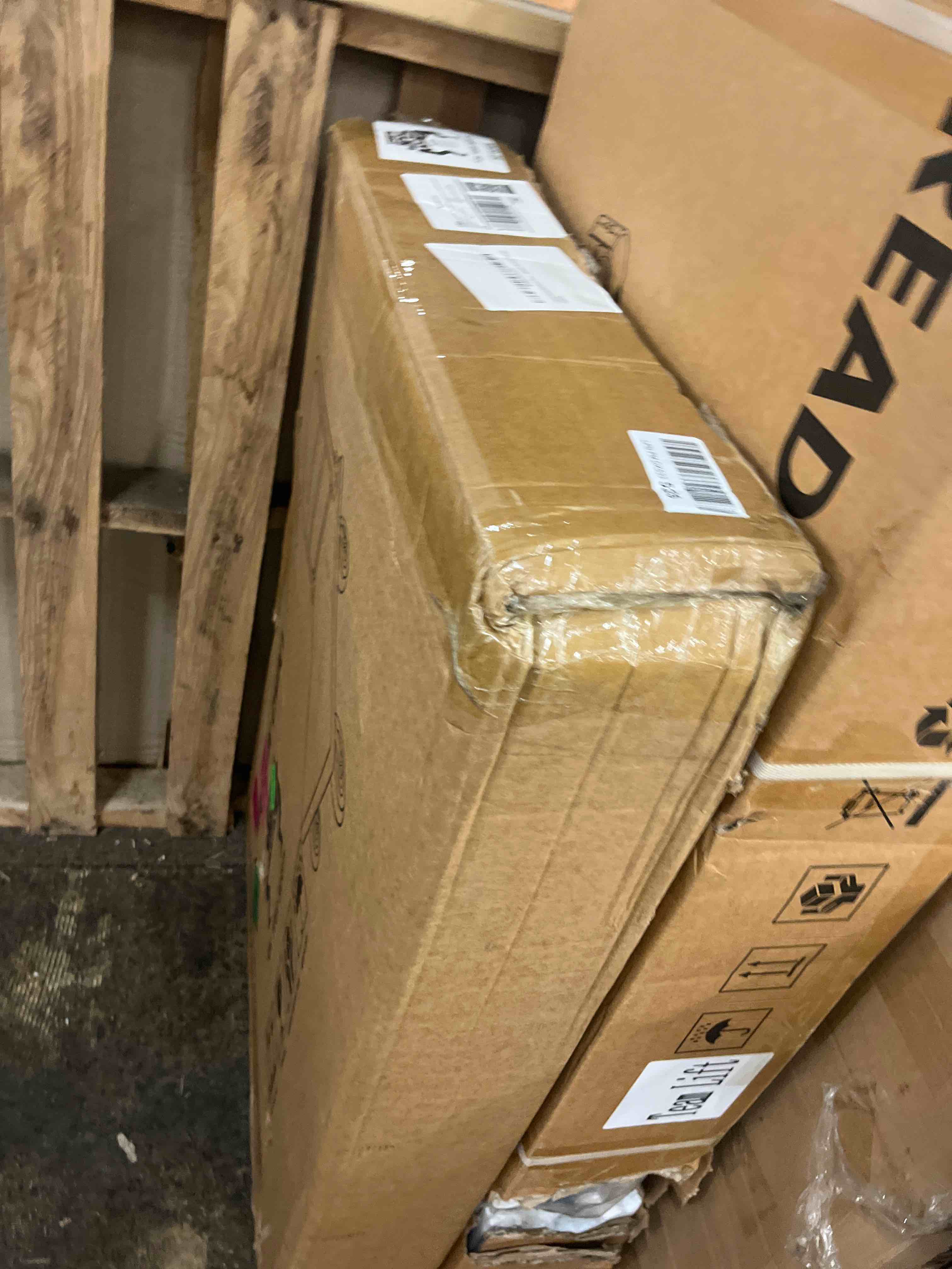 https://s3.amazonaws.com/lotting-images-prod/phillipi/TEA4208486_1780446375088.jpeg