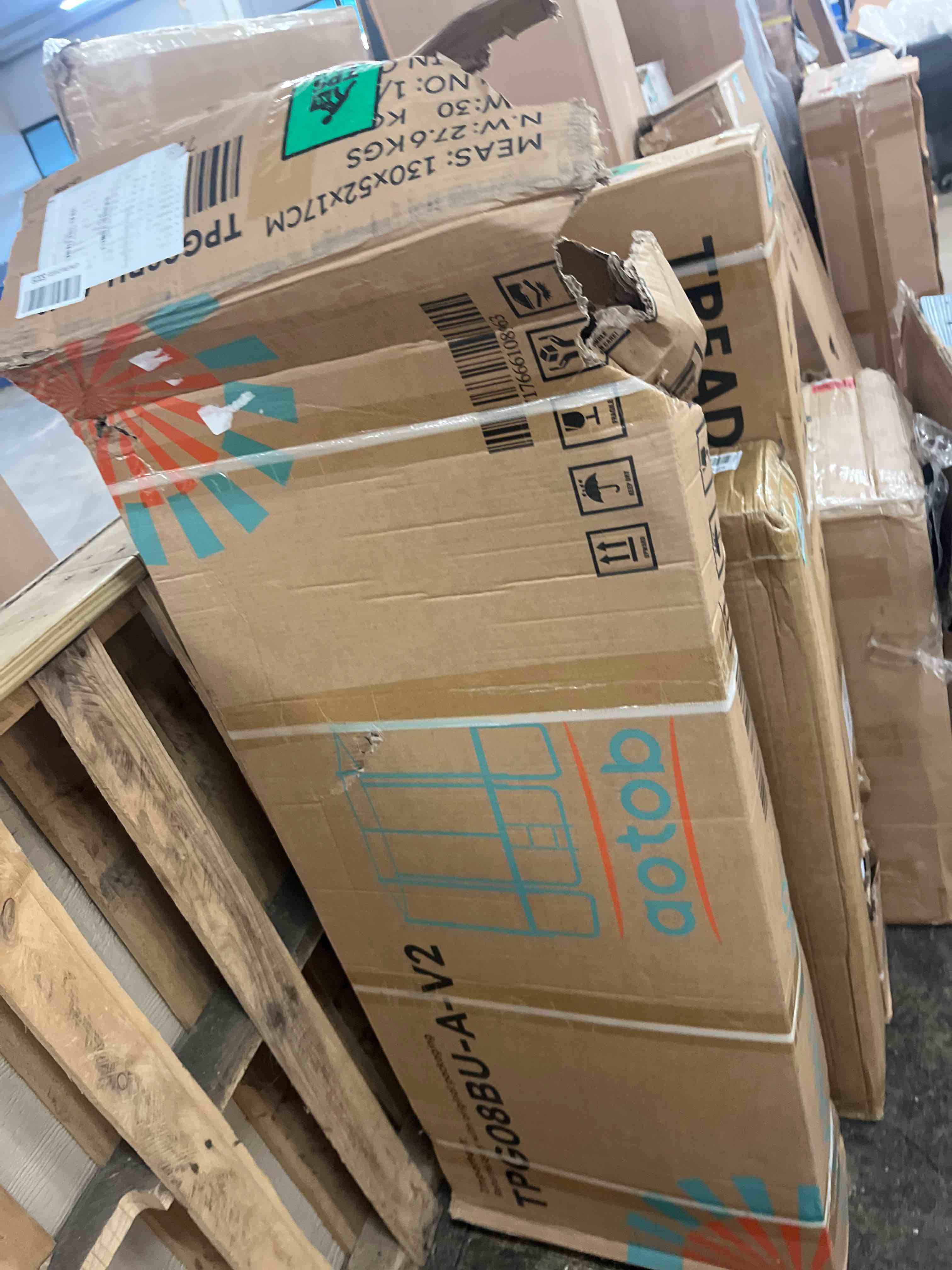 https://s3.amazonaws.com/lotting-images-prod/phillipi/TEA4208487_1780446516858.jpeg