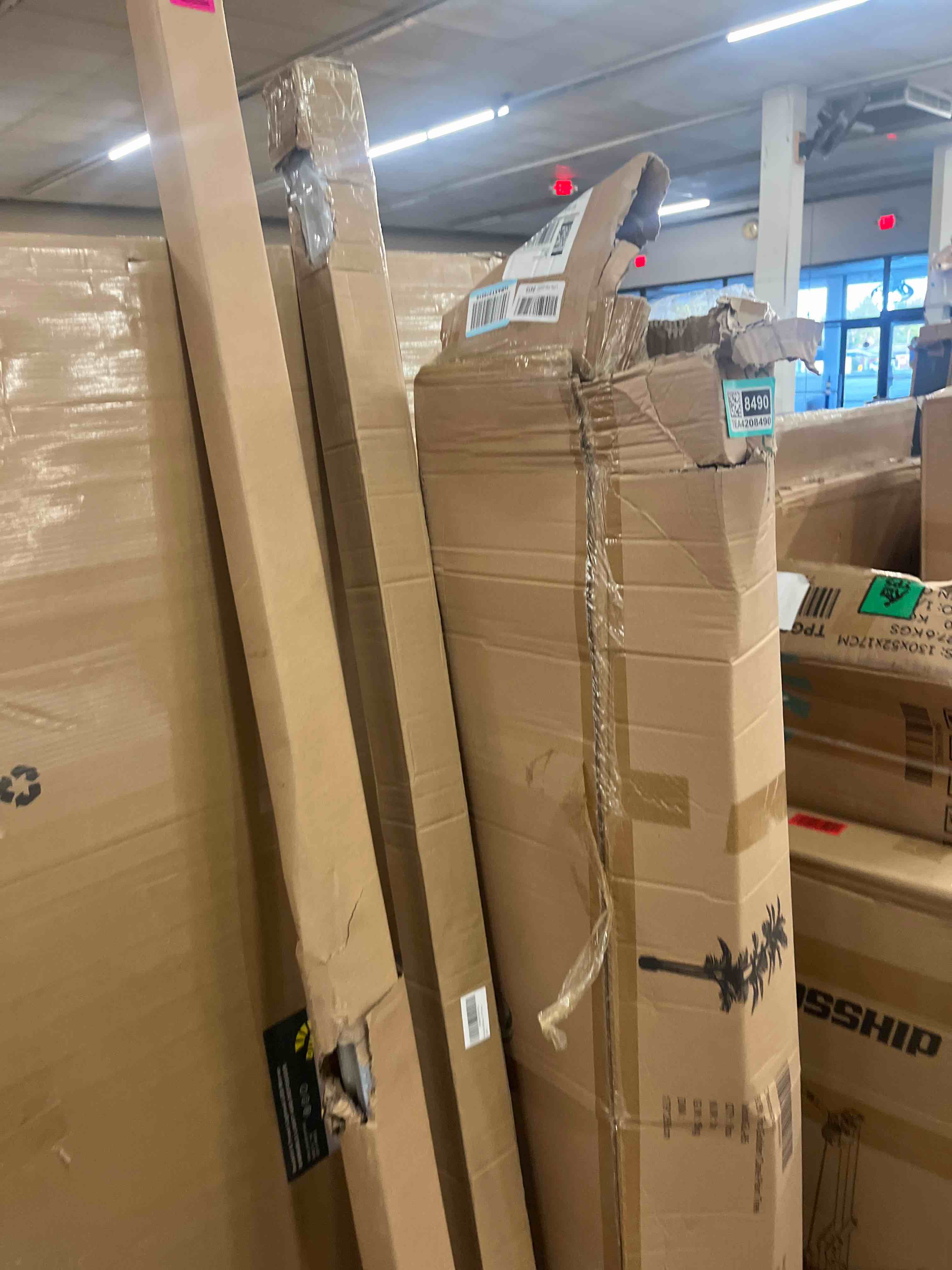 https://s3.amazonaws.com/lotting-images-prod/phillipi/TEA4208492_1780447192373.jpeg
