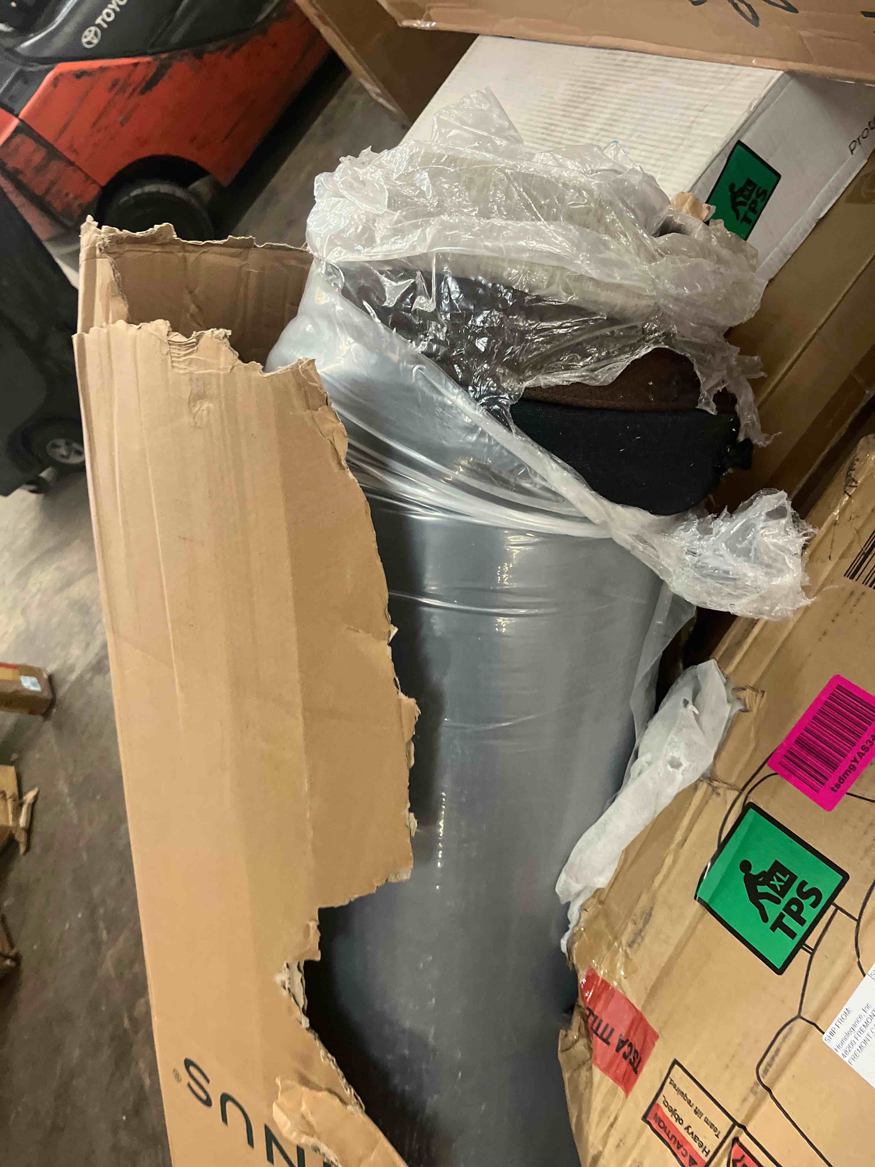 https://s3.amazonaws.com/lotting-images-prod/phillipi/TEA4208503_1780445497276.jpeg