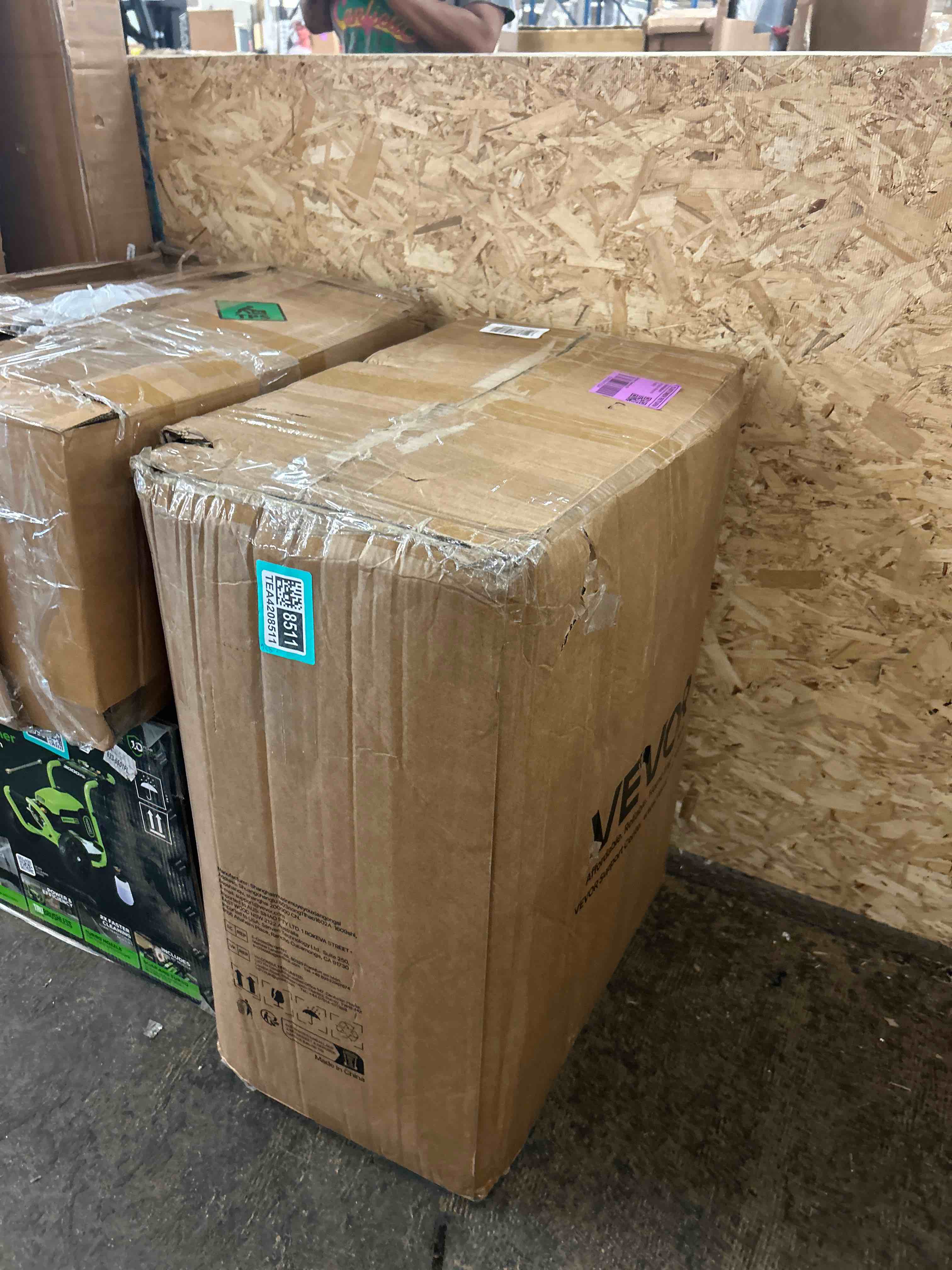 https://s3.amazonaws.com/lotting-images-prod/phillipi/TEA4208511_1780445795663.jpeg