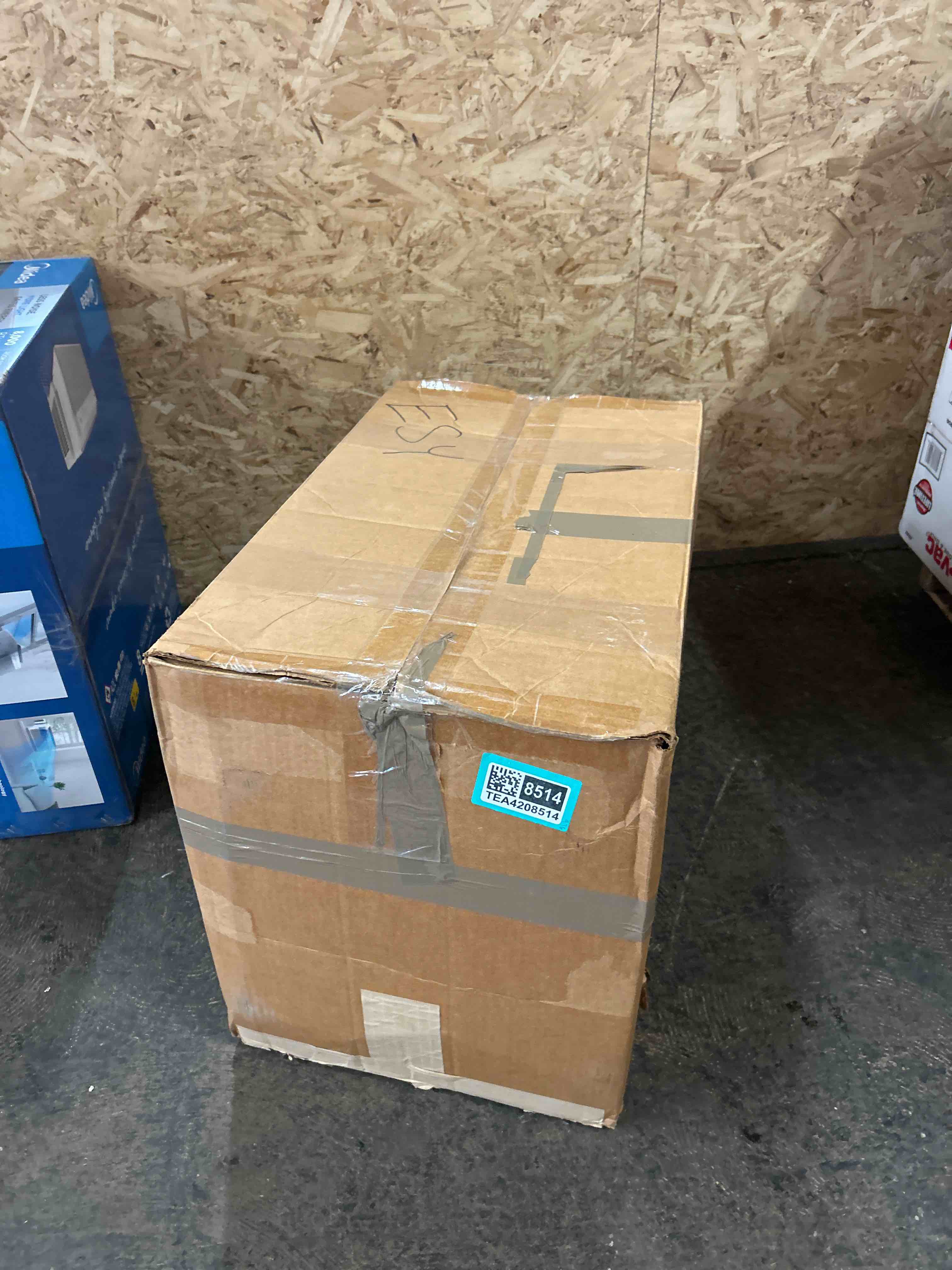 https://s3.amazonaws.com/lotting-images-prod/phillipi/TEA4208514_1780446206912.jpeg