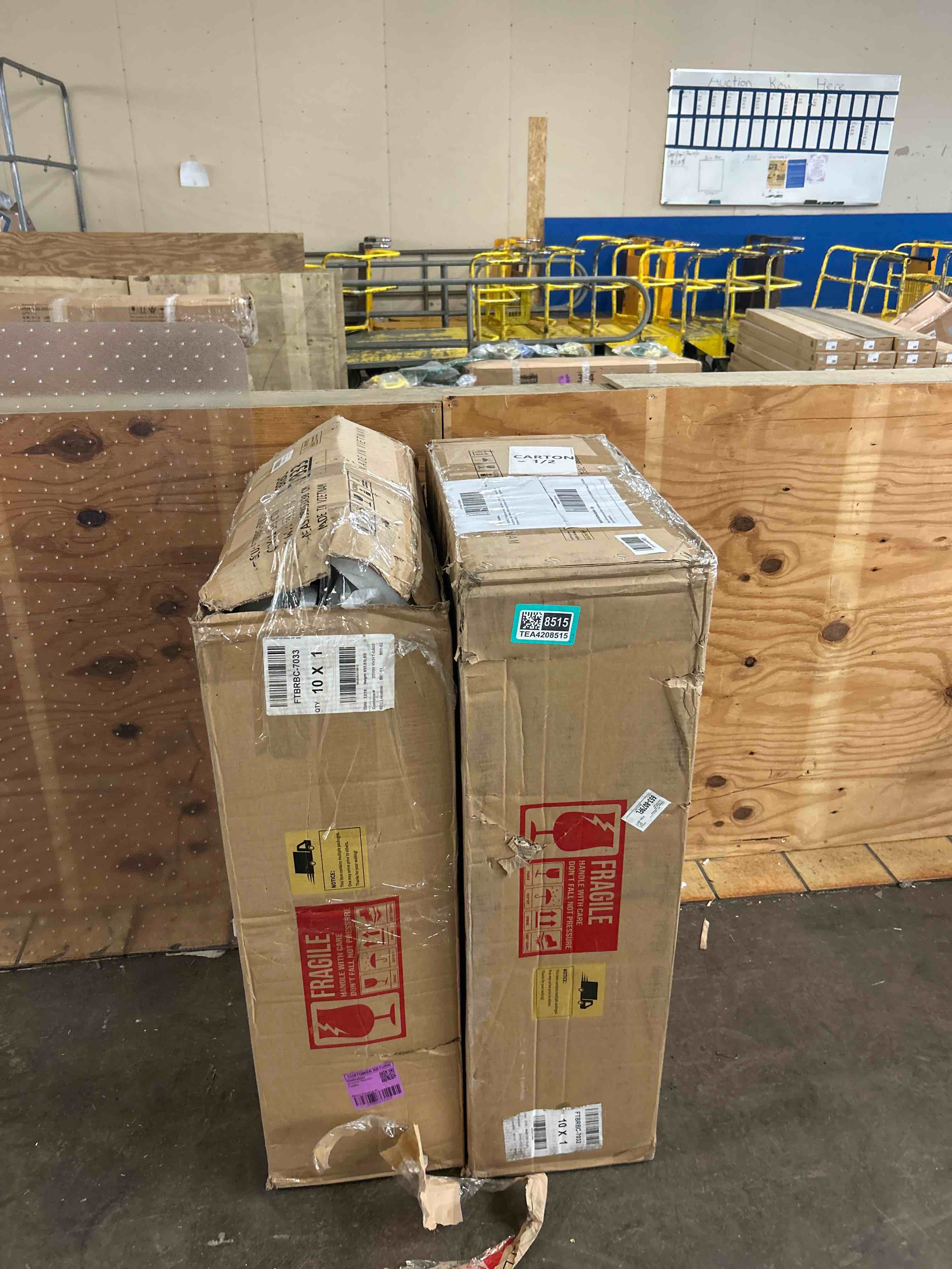 https://s3.amazonaws.com/lotting-images-prod/phillipi/TEA4208515_1780446397976.jpeg
